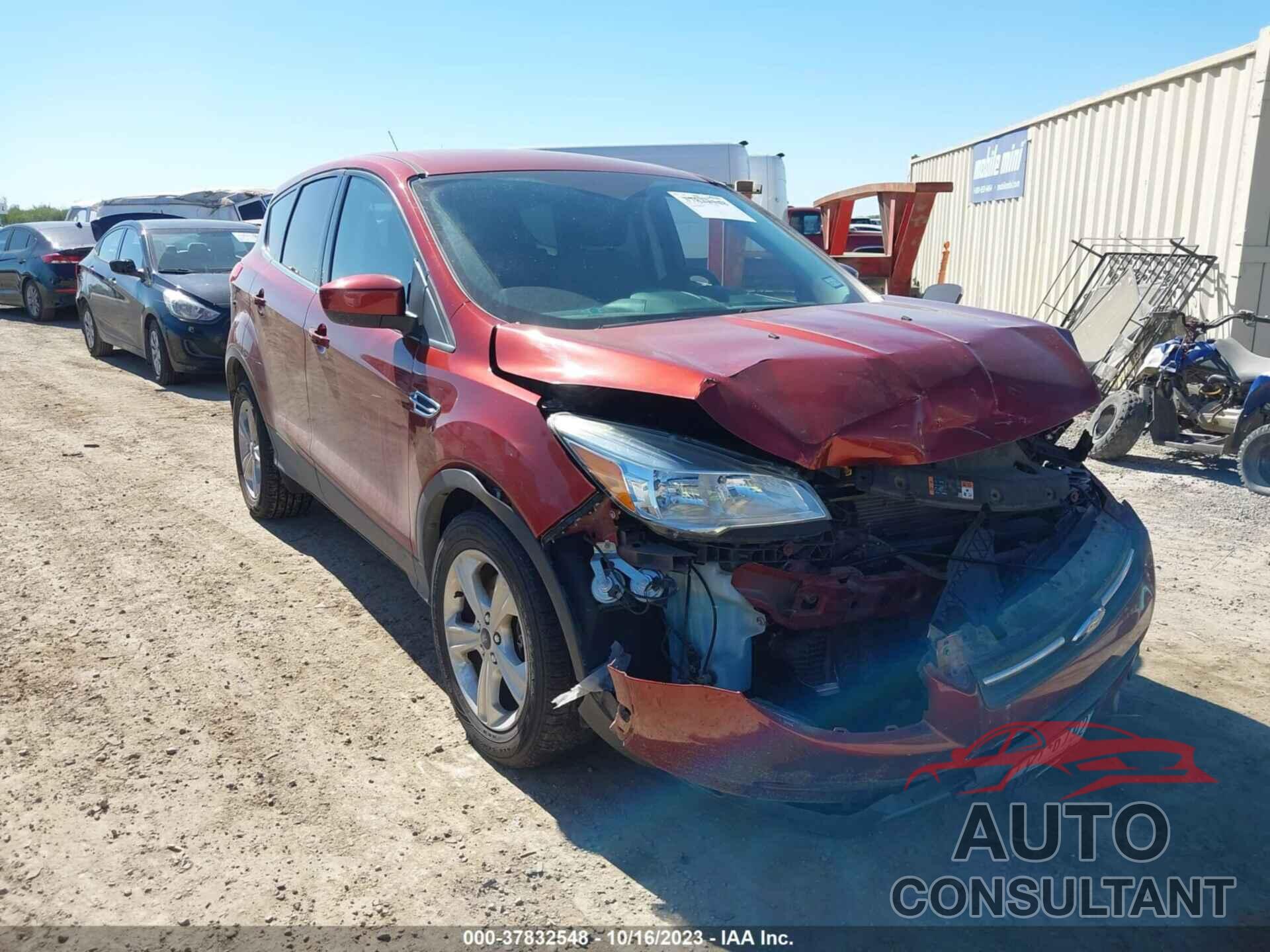 FORD ESCAPE 2015 - 1FMCU9GX7FUB81152