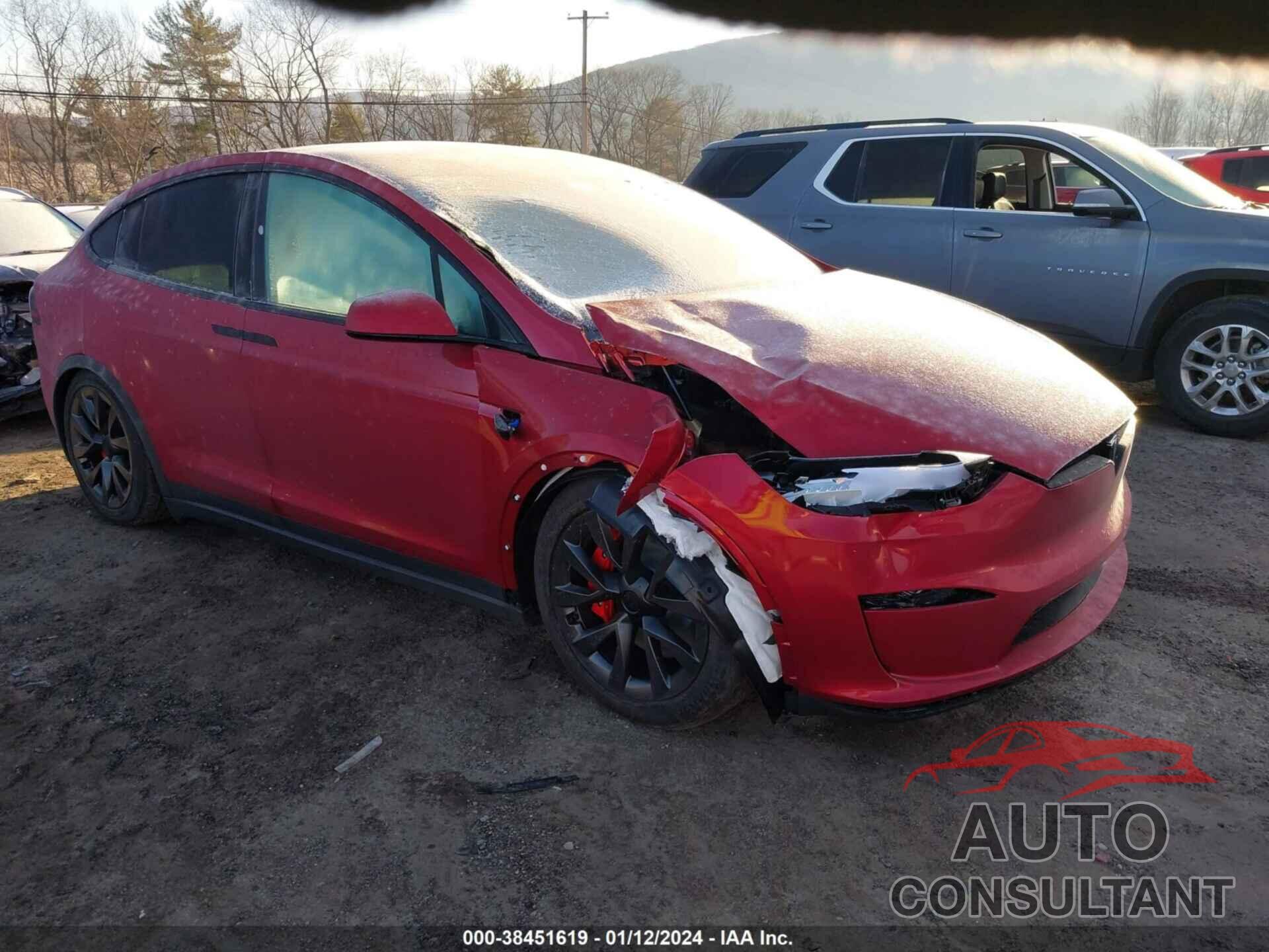 TESLA MODEL X 2023 - 7SAXCBE6XPF425867