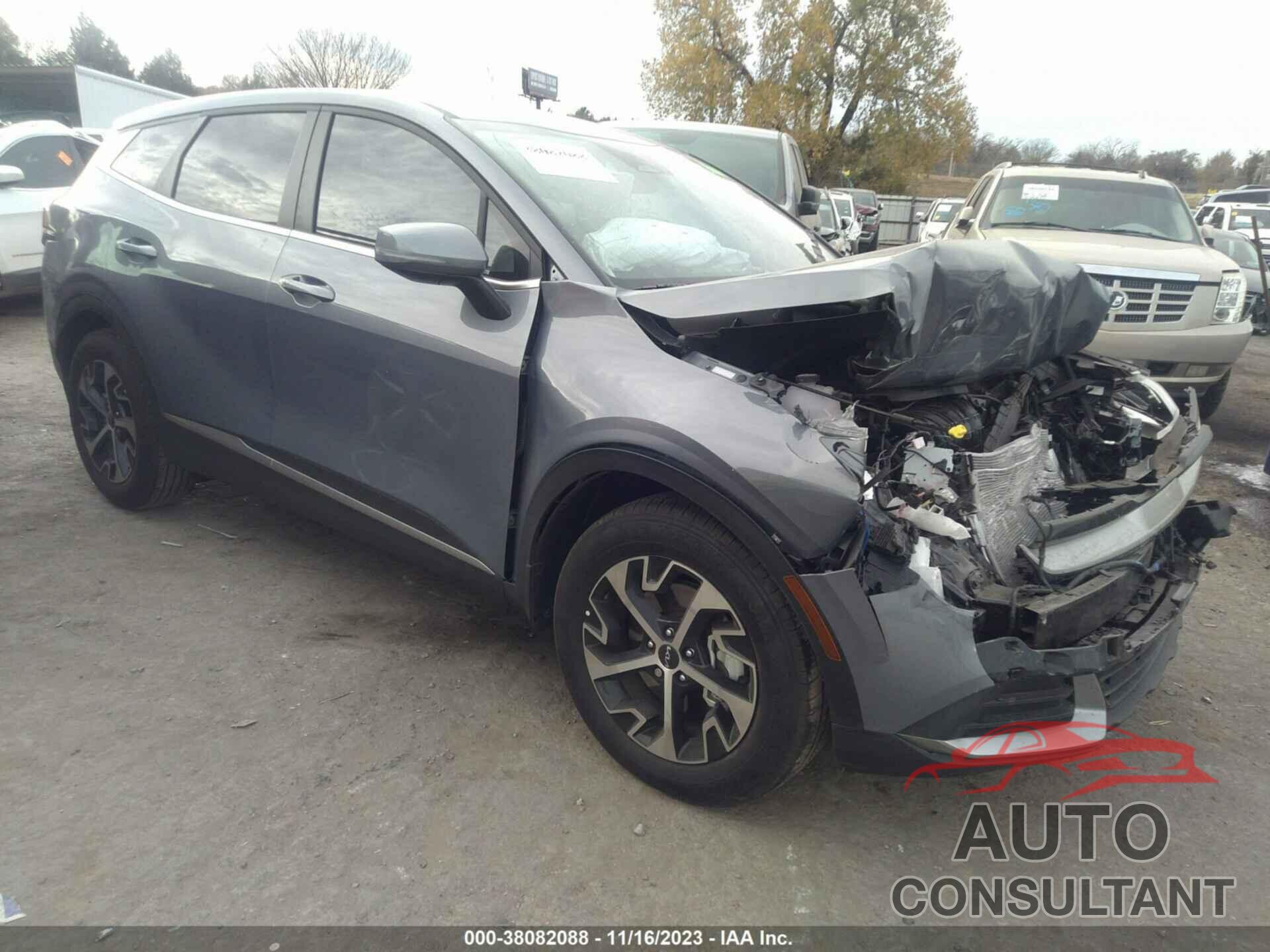 KIA SPORTAGE 2023 - 5XYK33AF1PG138381