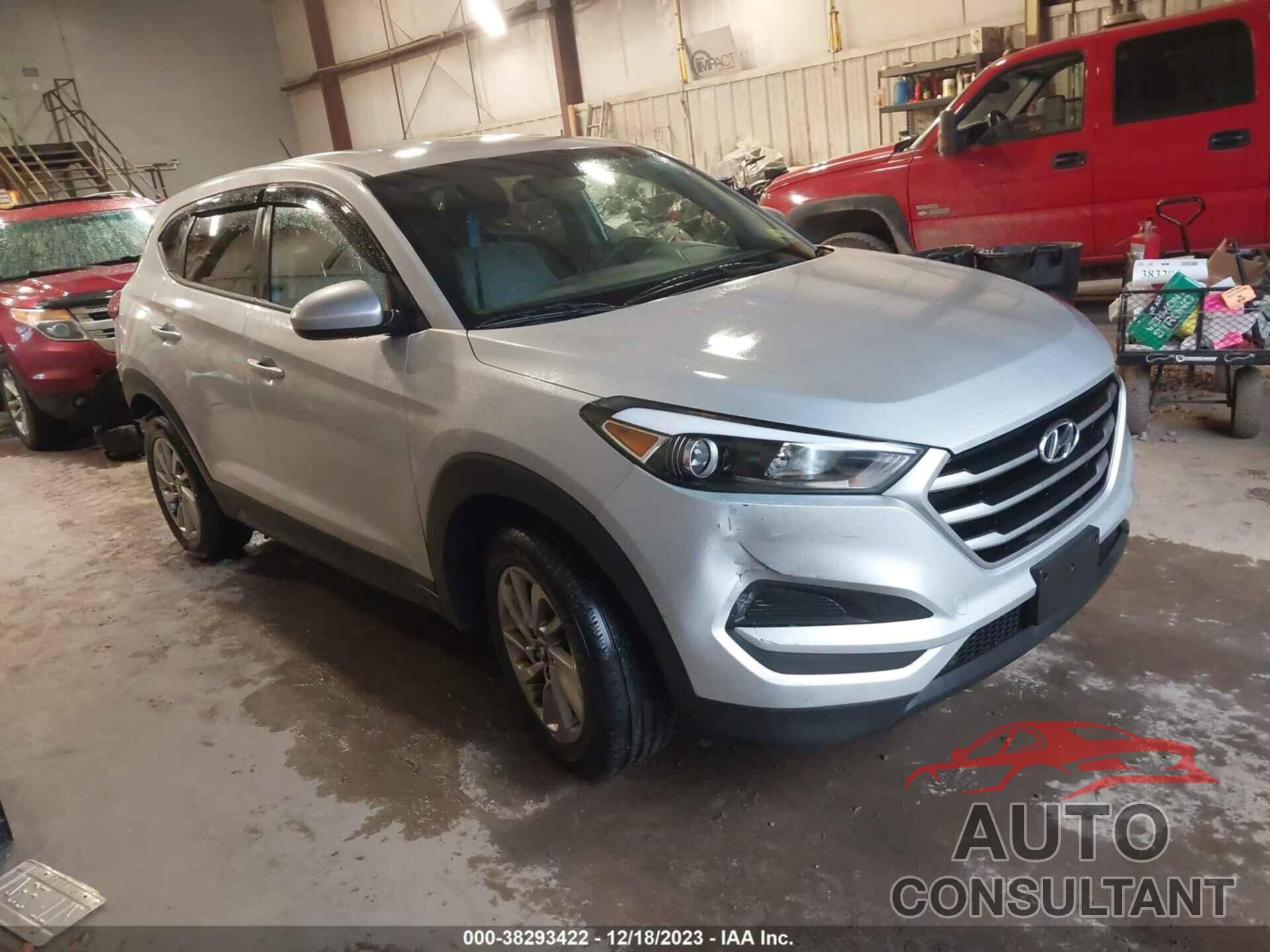 HYUNDAI TUCSON 2018 - KM8J2CA46JU660292