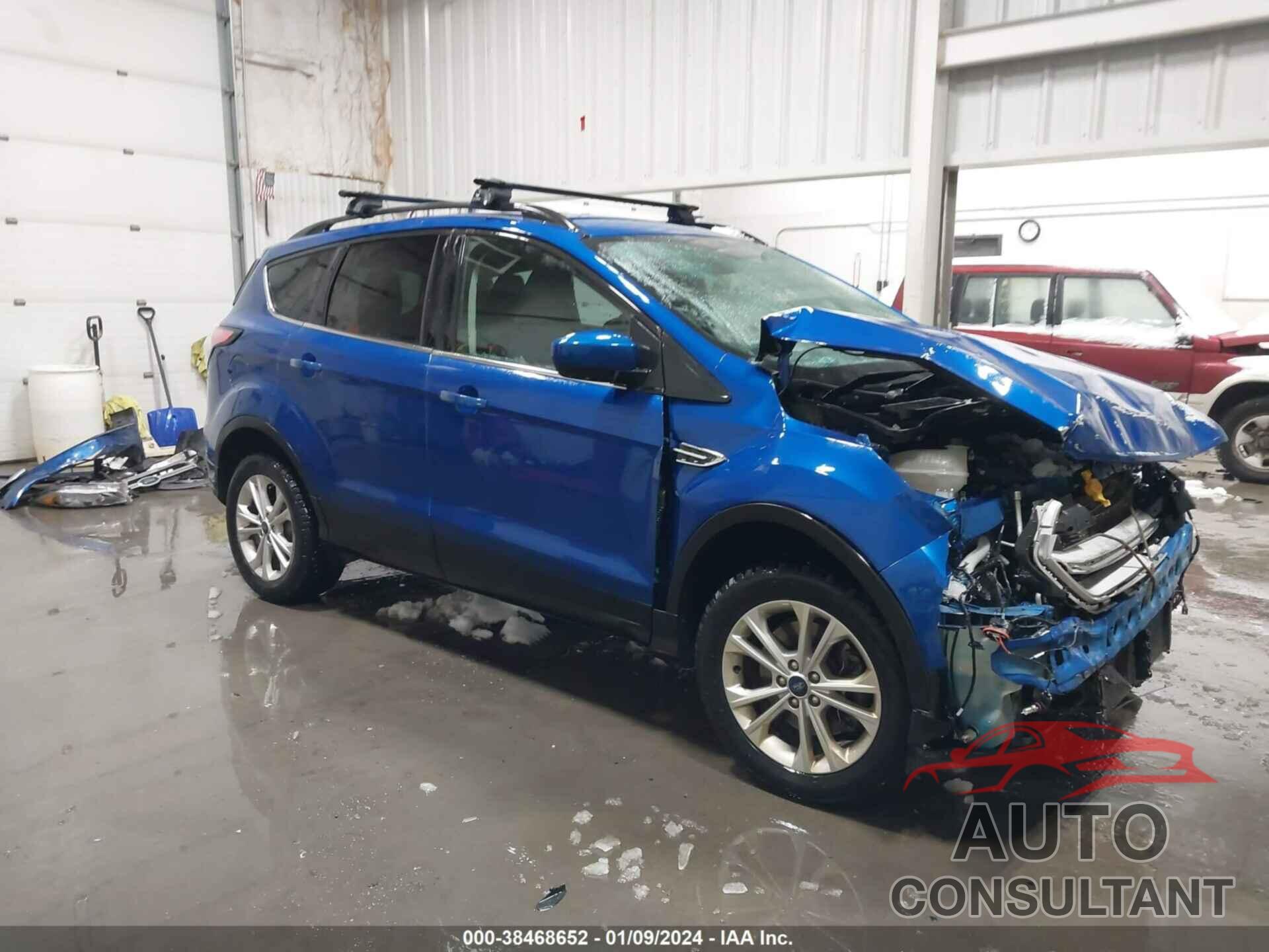 FORD ESCAPE 2018 - 1FMCU9GD1JUC60797