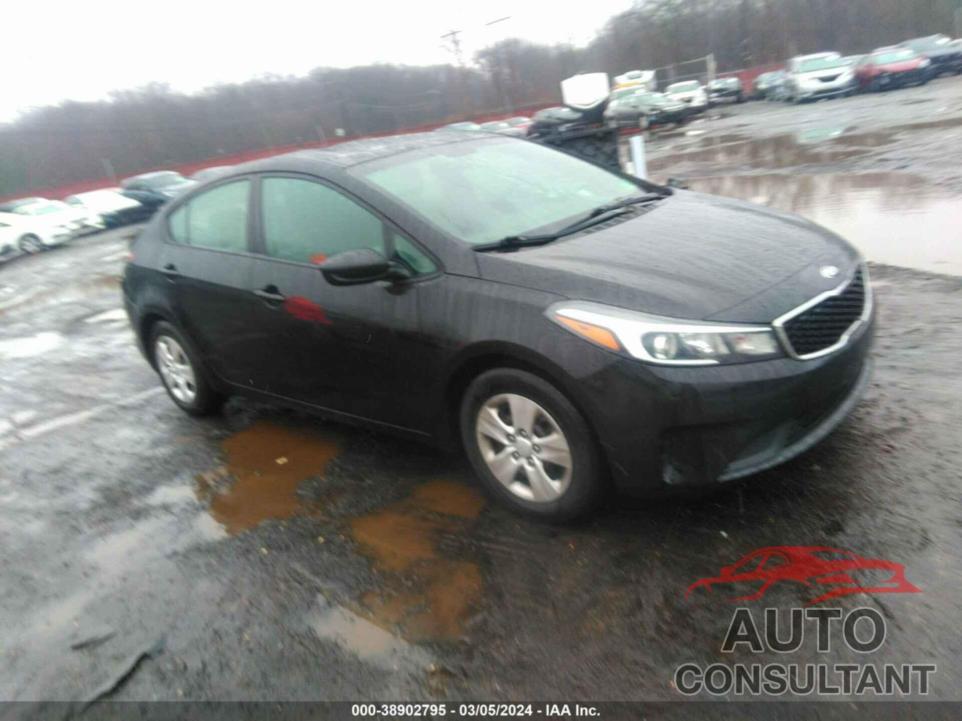 KIA FORTE 2018 - 3KPFL4A70JE174597