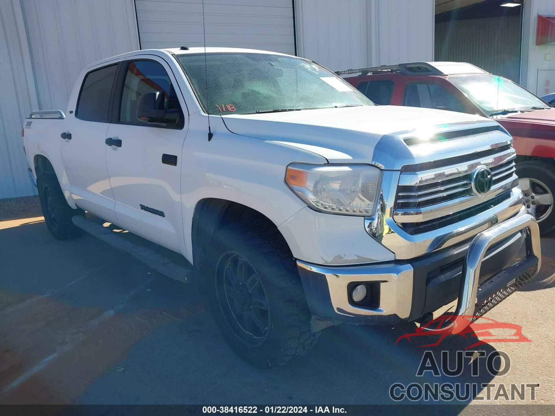 TOYOTA TUNDRA 2017 - 5TFDW5F12HX612183