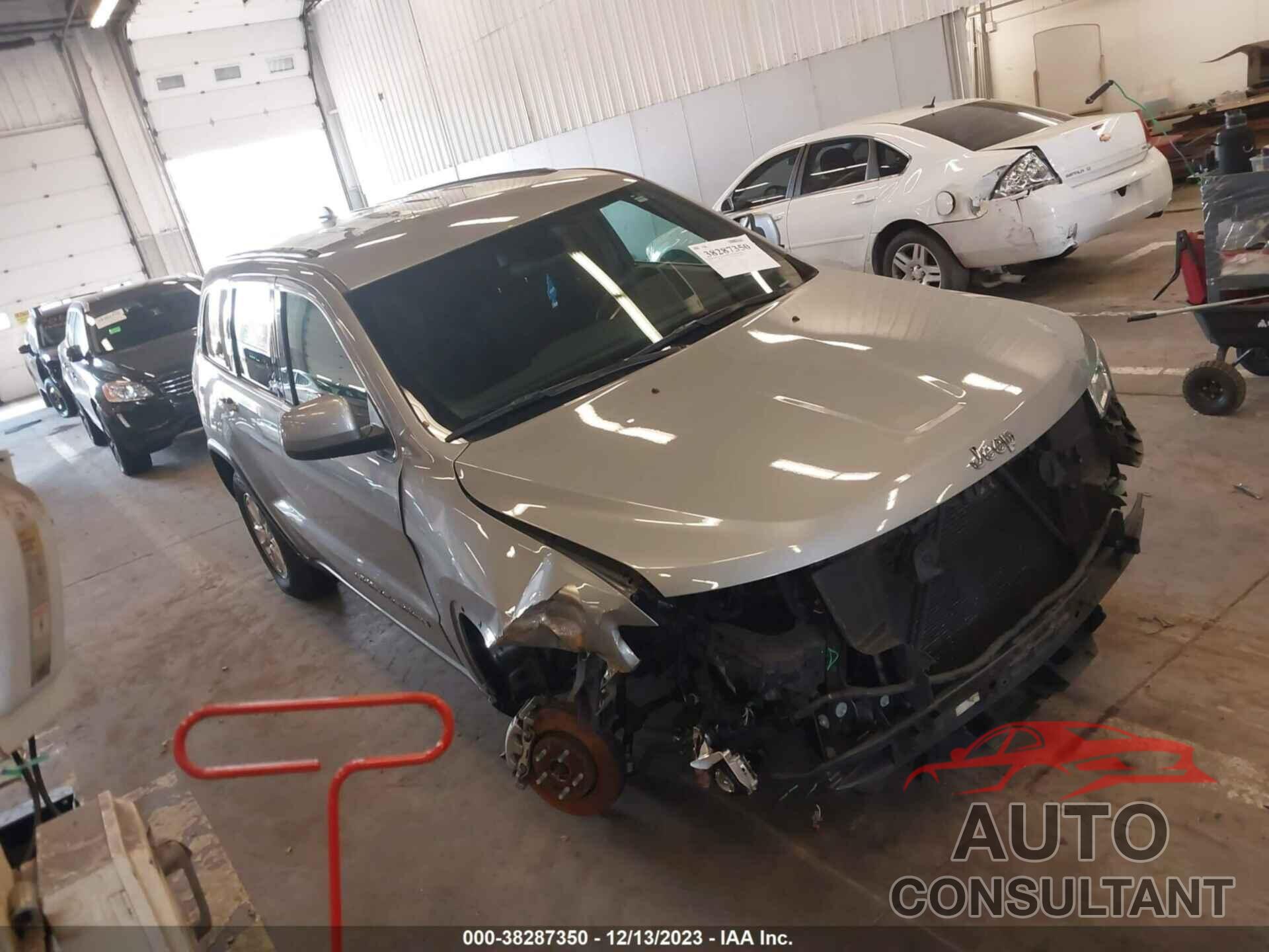 JEEP GRAND CHEROKEE 2018 - 1C4RJFAG9JC249769