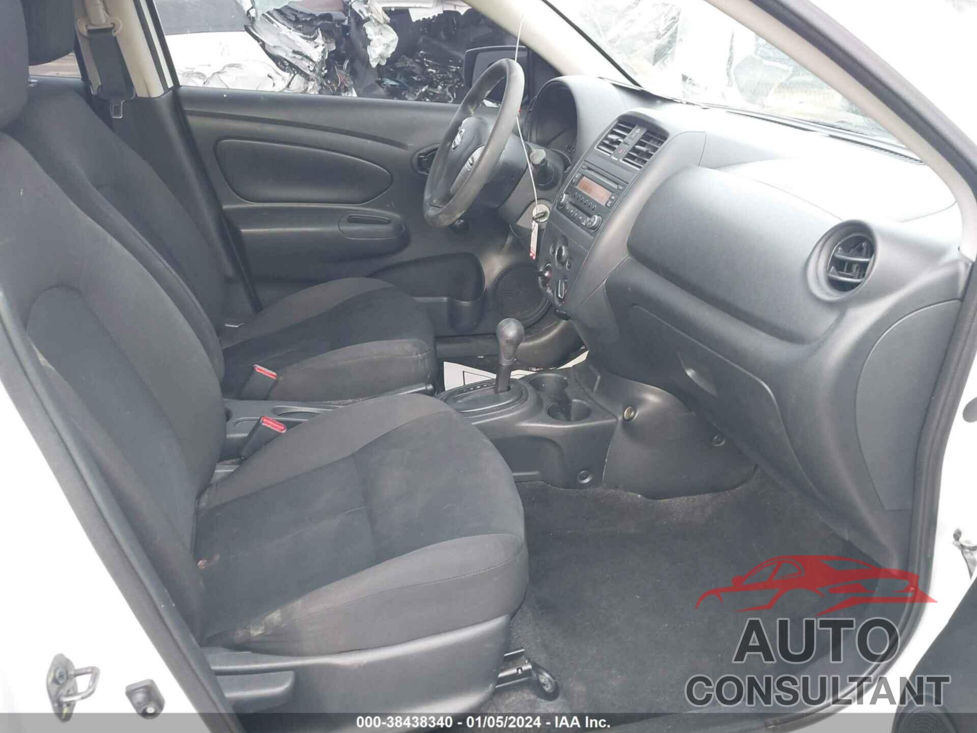 NISSAN VERSA 2018 - 3N1CN7AP9JL823956