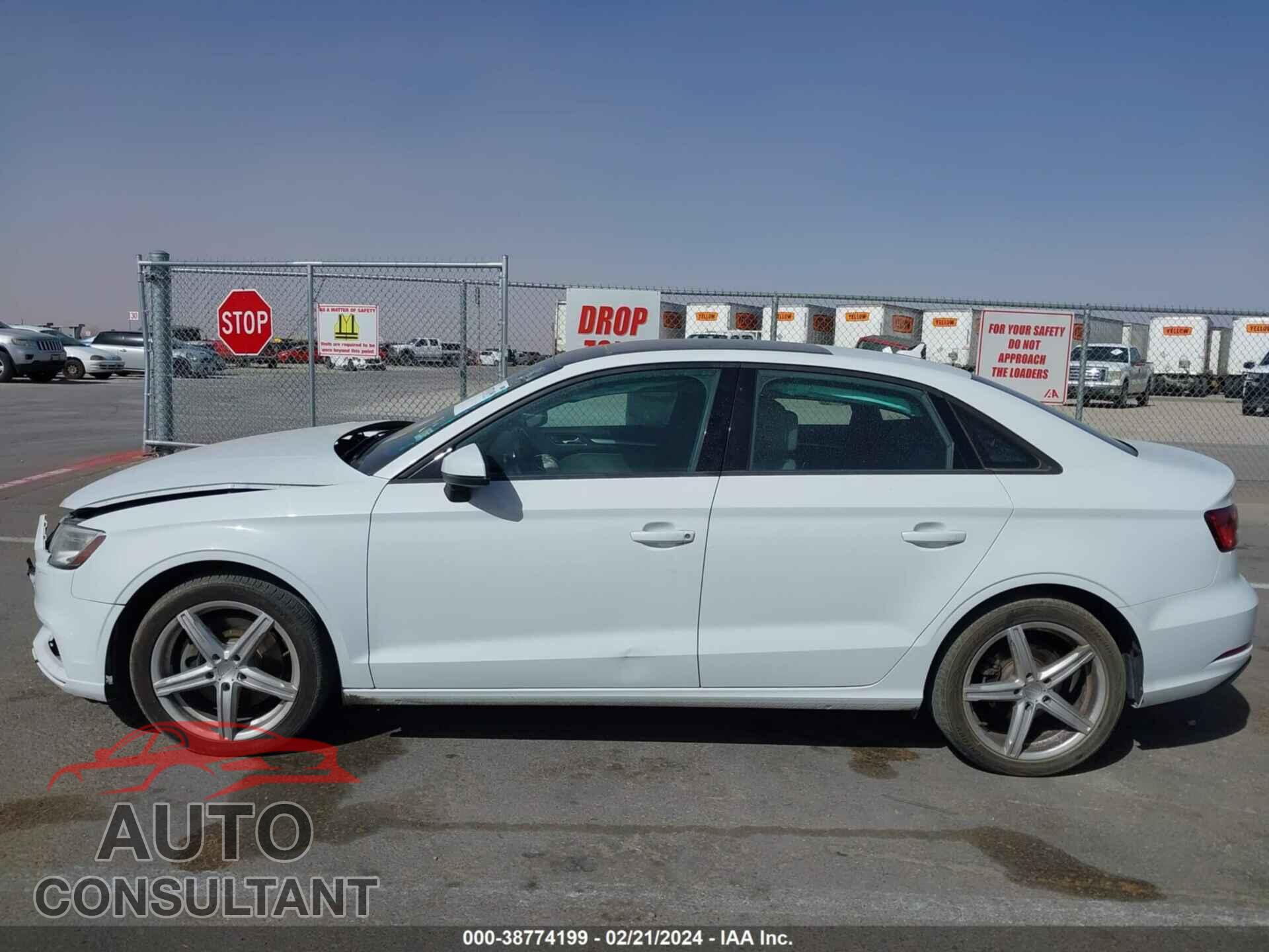AUDI A3 2017 - WAUAUGFF9H1041677
