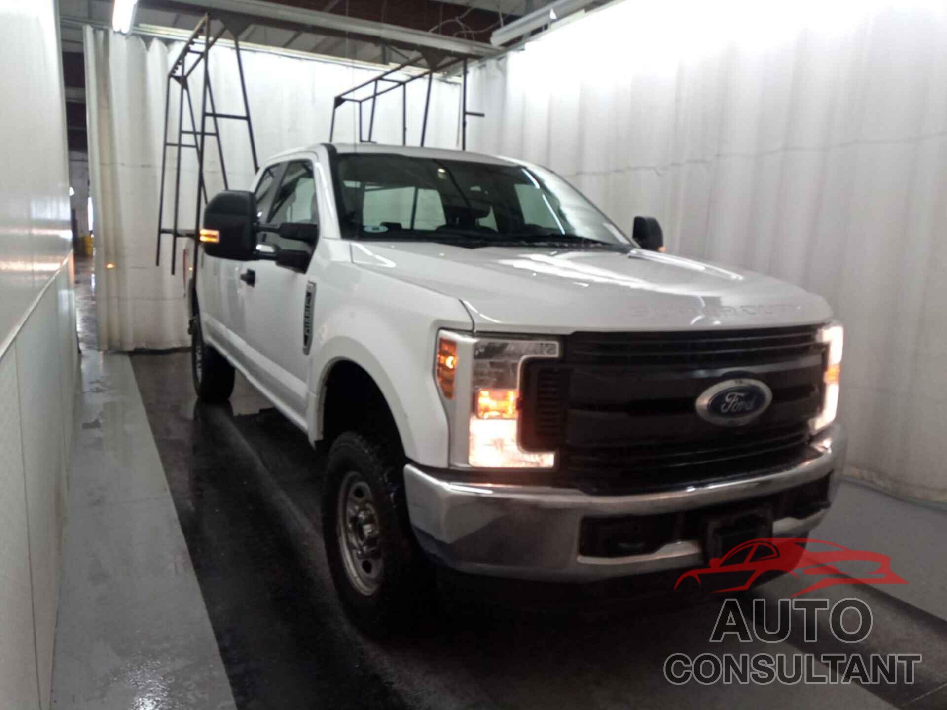 FORD F-250 2019 - 1FT7X2B69KEF49077