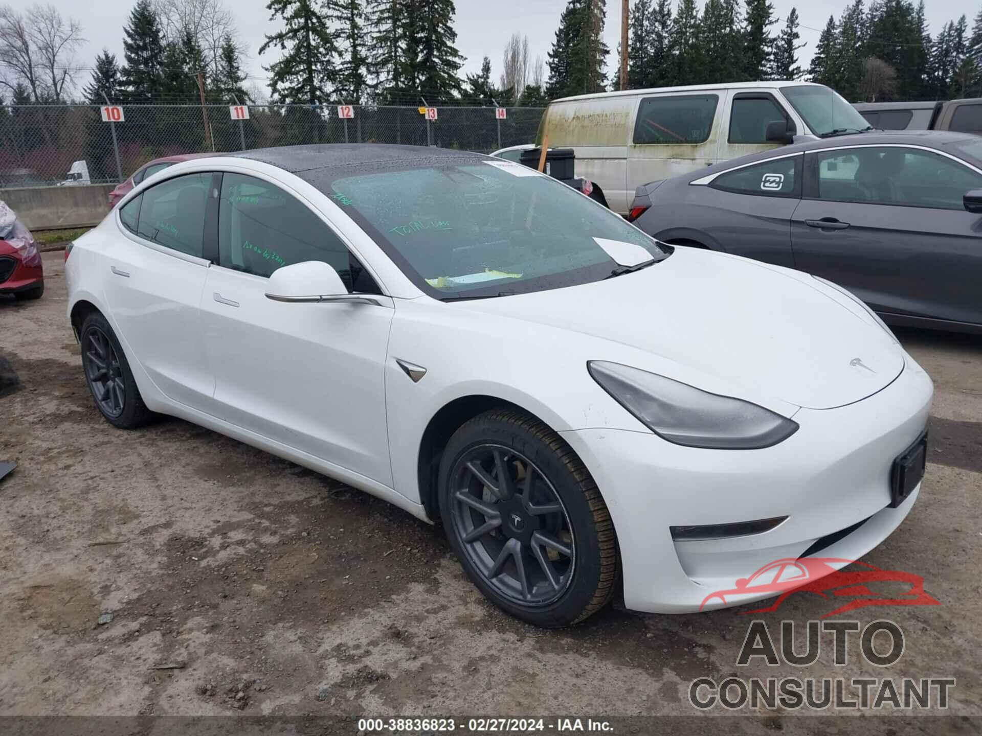 TESLA MODEL 3 2019 - 5YJ3E1EB9KF452967