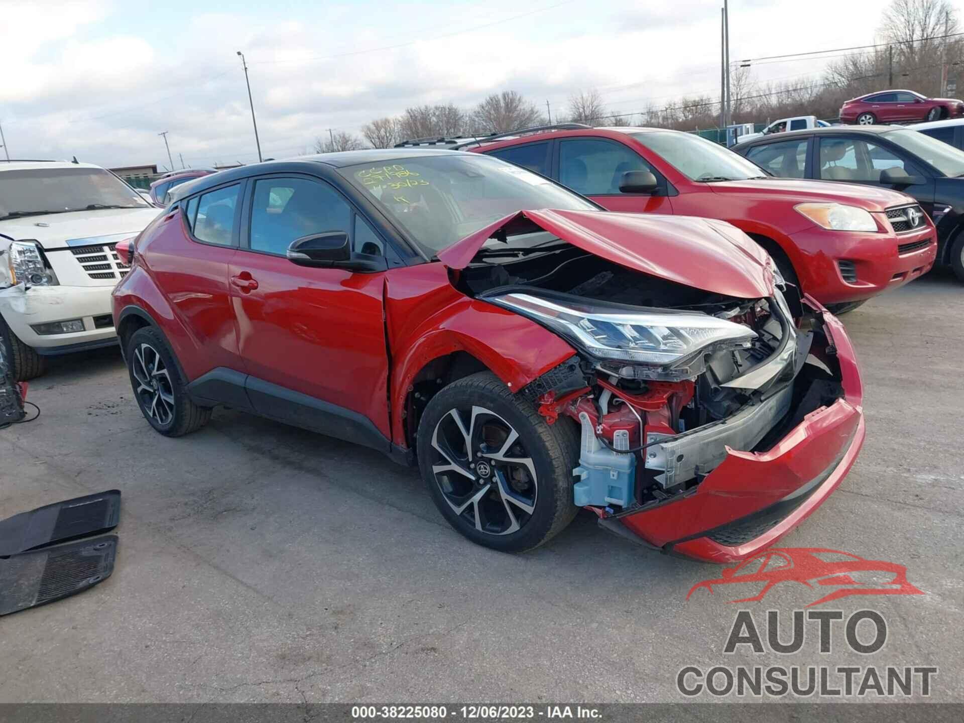 TOYOTA C-HR 2020 - NMTKHMBX5LR112327