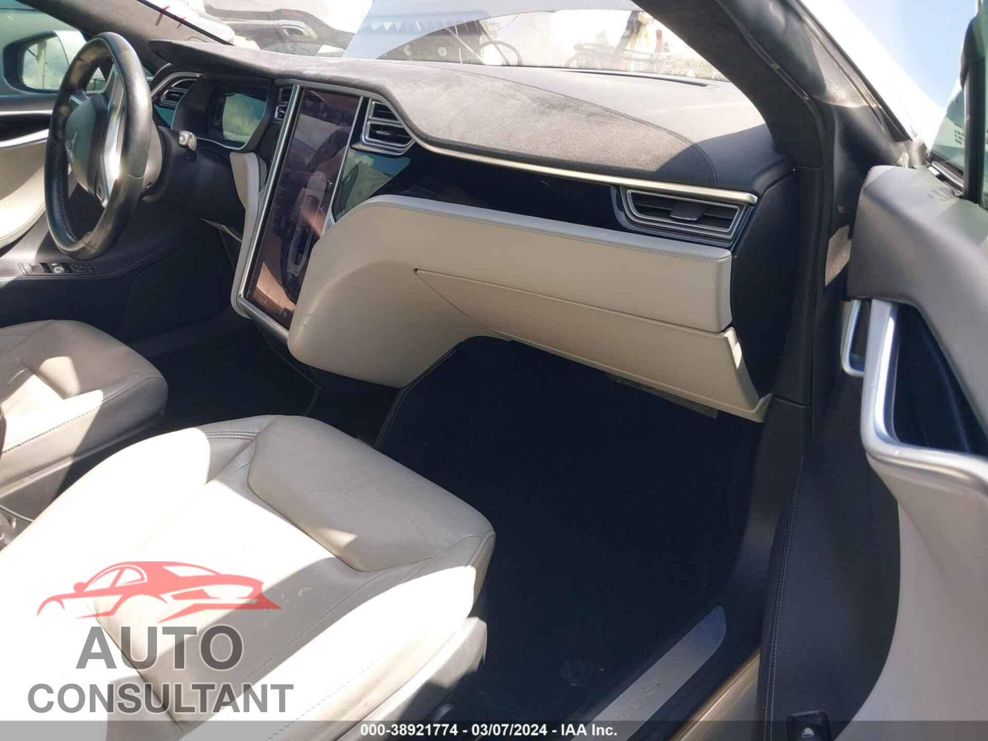 TESLA MODEL S 2016 - 5YJSA1E22GF120819