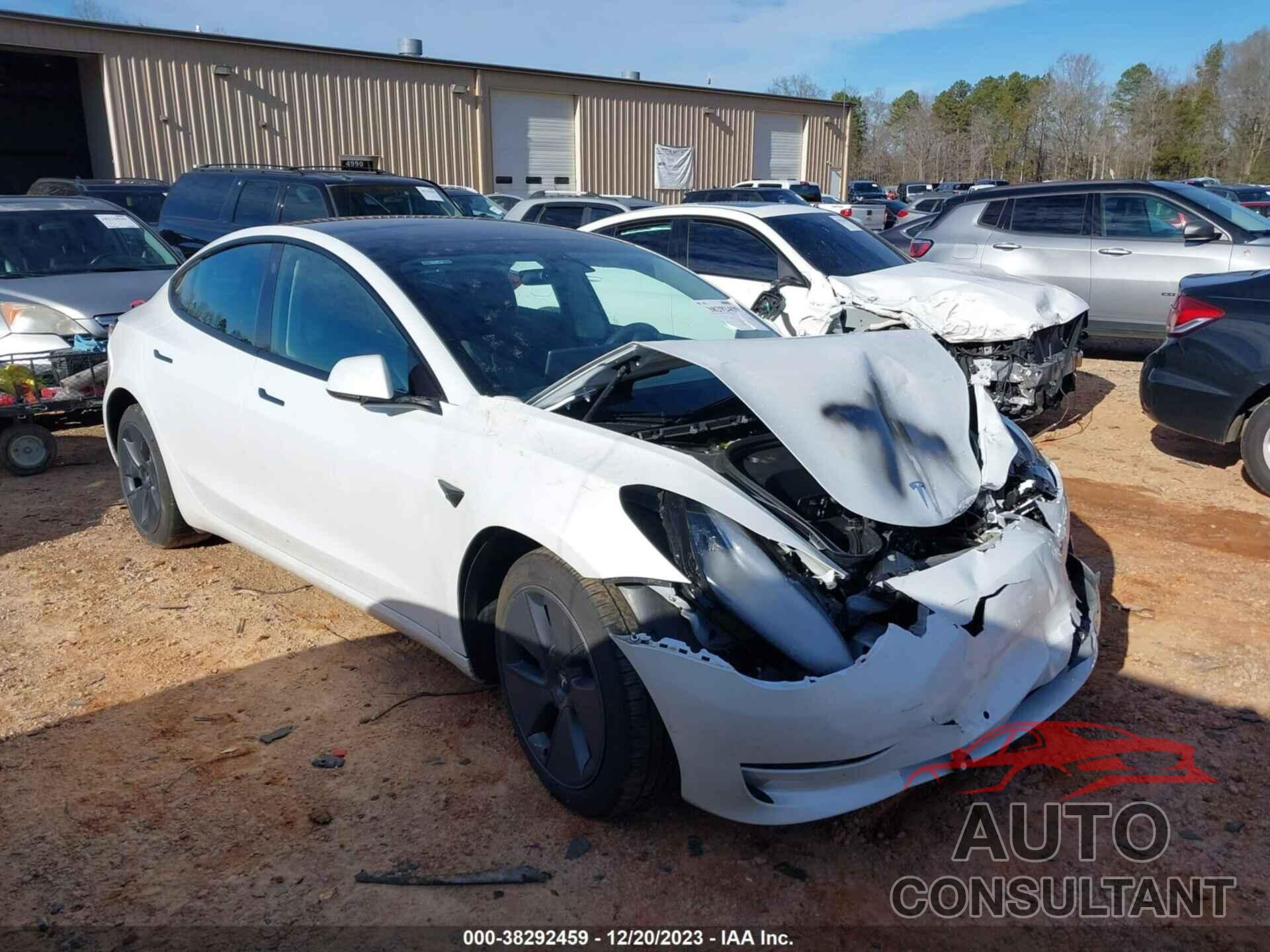 TESLA MODEL 3 2022 - 5YJ3E1EB5NF258795