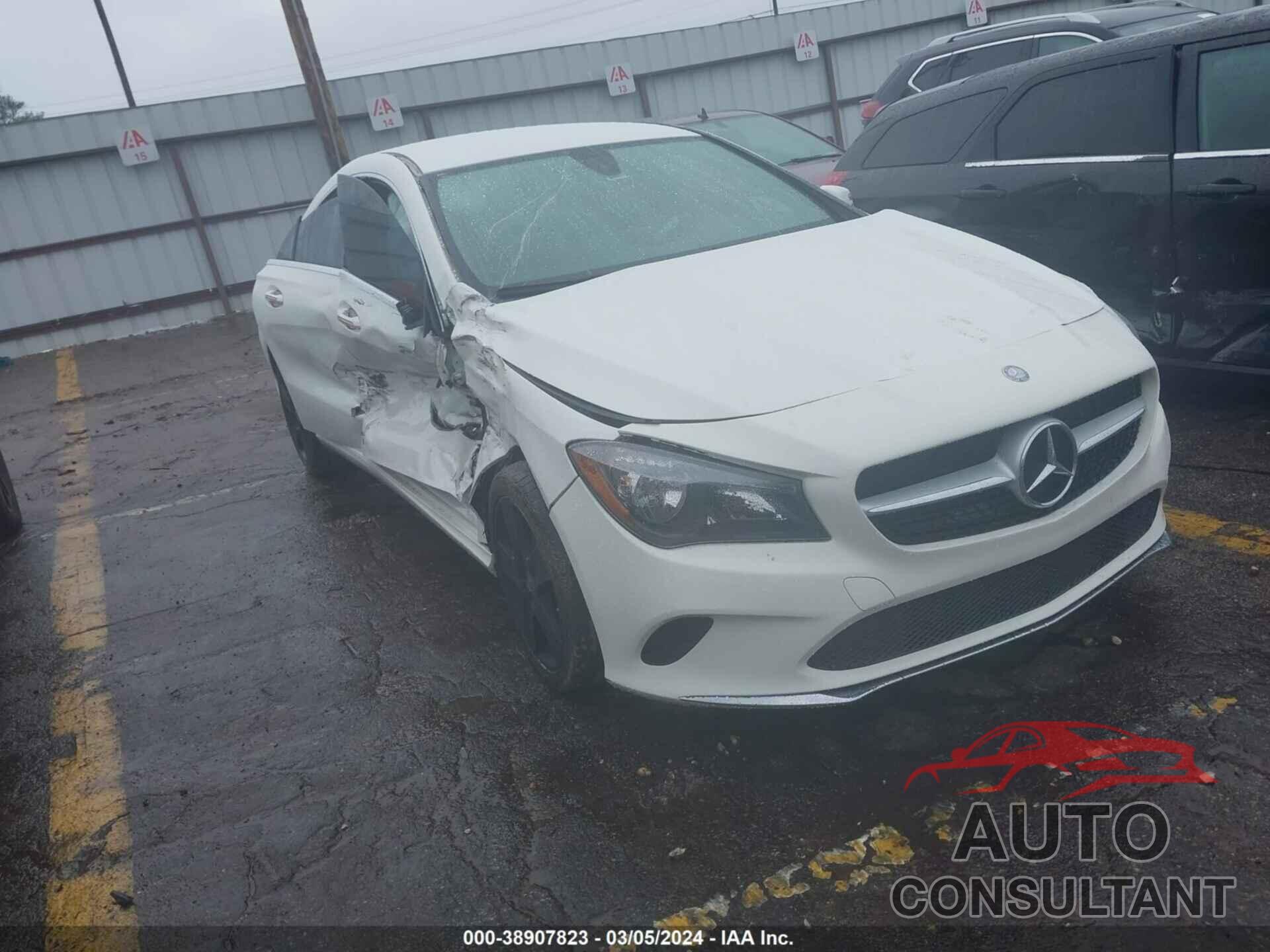 MERCEDES-BENZ CLA 250 2017 - WDDSJ4EB7HN408944