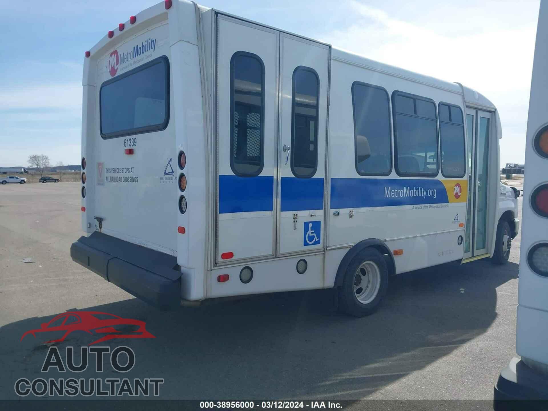 FORD E-450 CUTAWAY 2017 - 1FDFE4FS4HDC37814