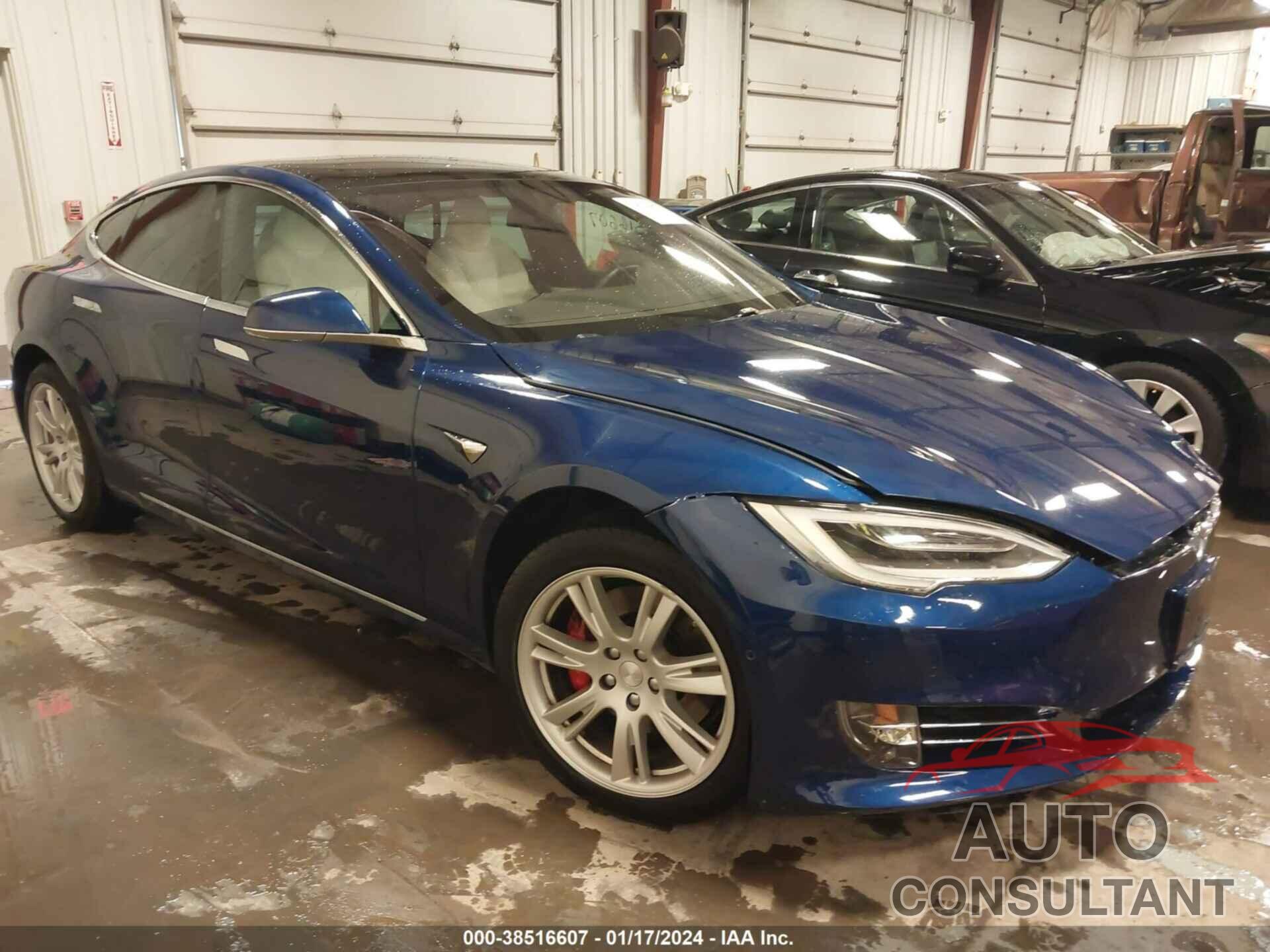 TESLA MODEL S 2020 - 5YJSA1E42LF392167