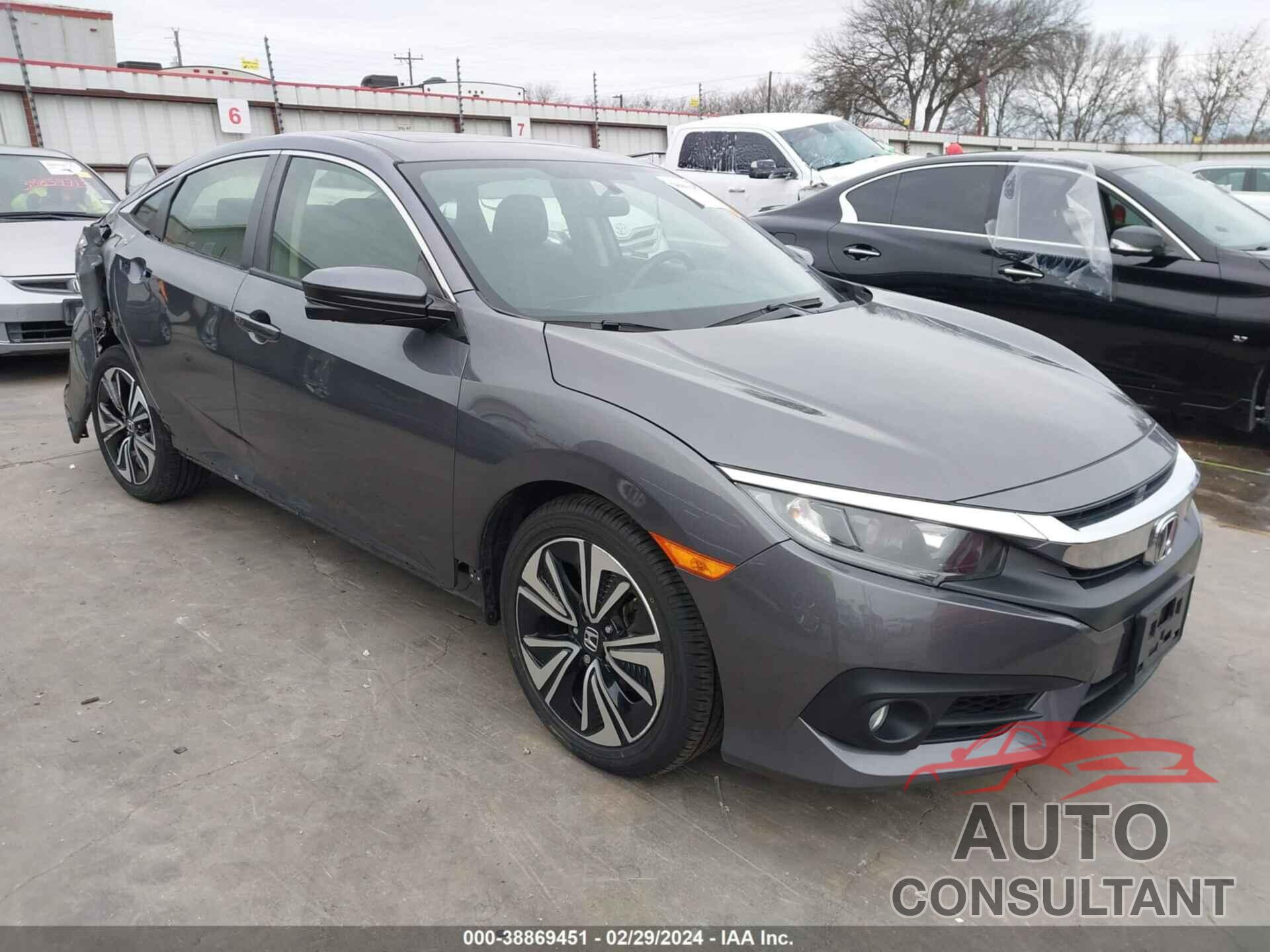 HONDA CIVIC 2018 - JHMFC1F33JX017634