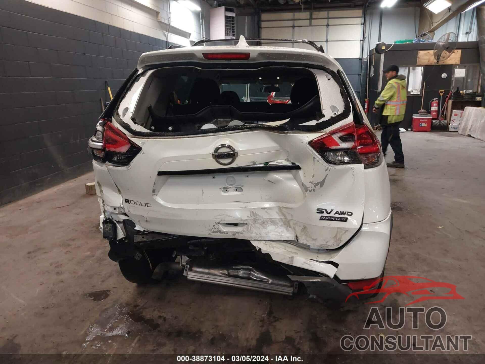 NISSAN ROGUE 2018 - 5N1AT2MV6JC801105