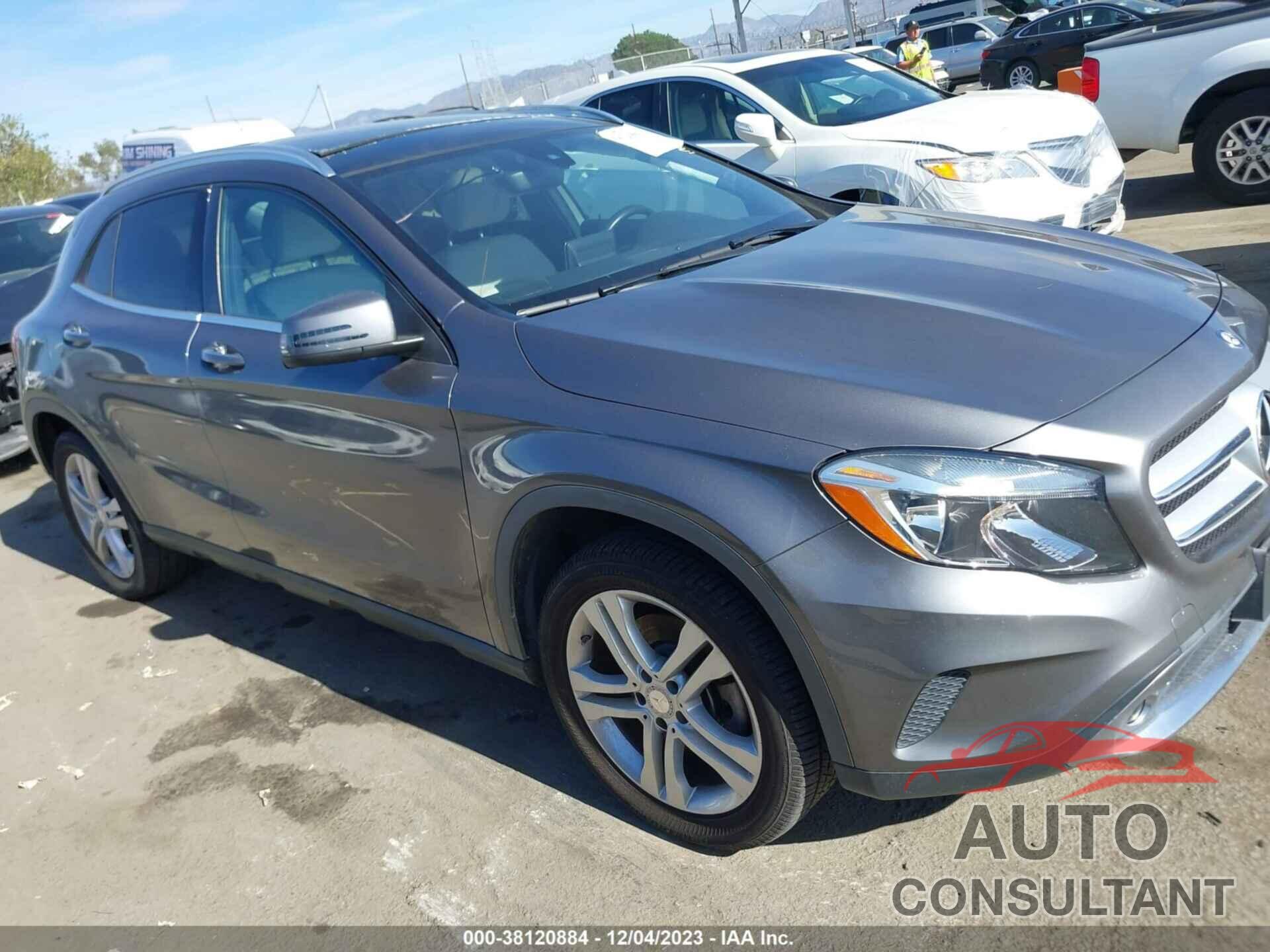 MERCEDES-BENZ GLA 250 2017 - WDCTG4GB9HJ294683