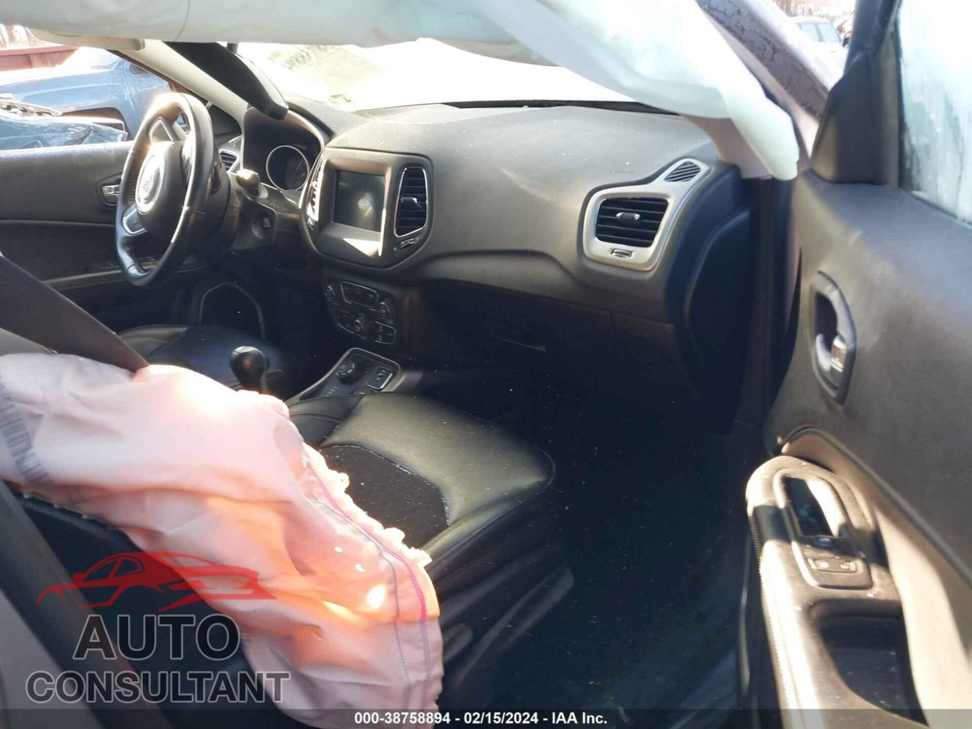JEEP COMPASS 2020 - 3C4NJDBB0LT168009