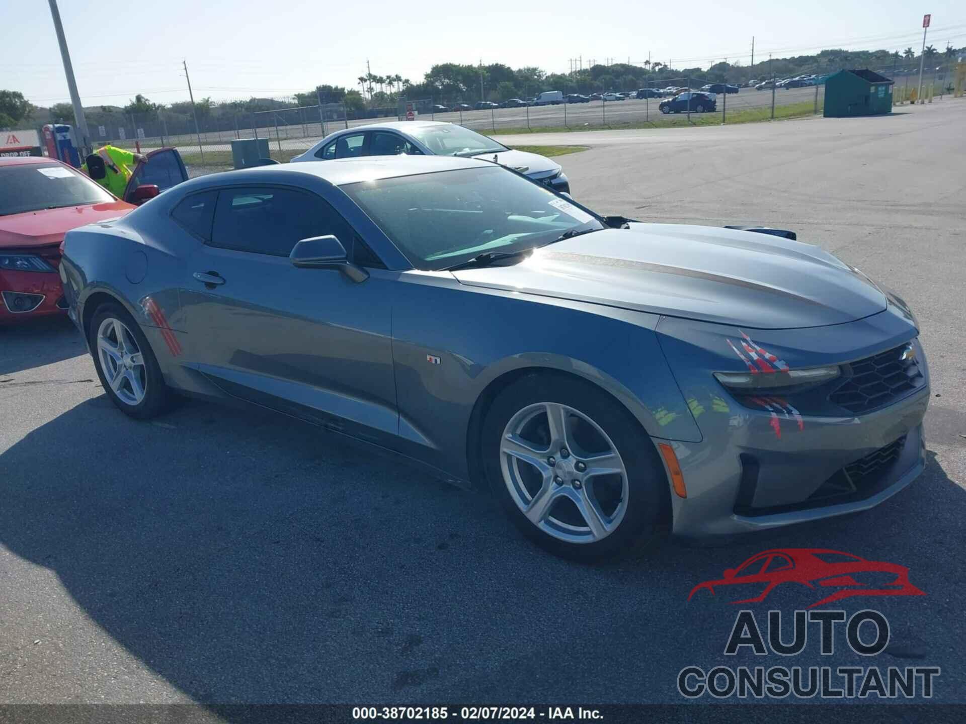 CHEVROLET CAMARO 2019 - 1G1FB1RX0K0126493