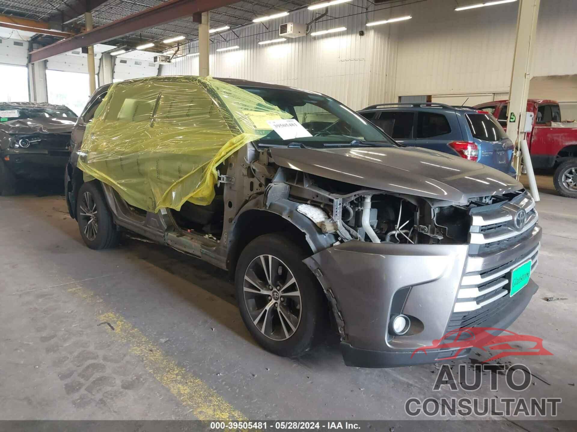 TOYOTA HIGHLANDER 2017 - 5TDBZRFH0HS388405