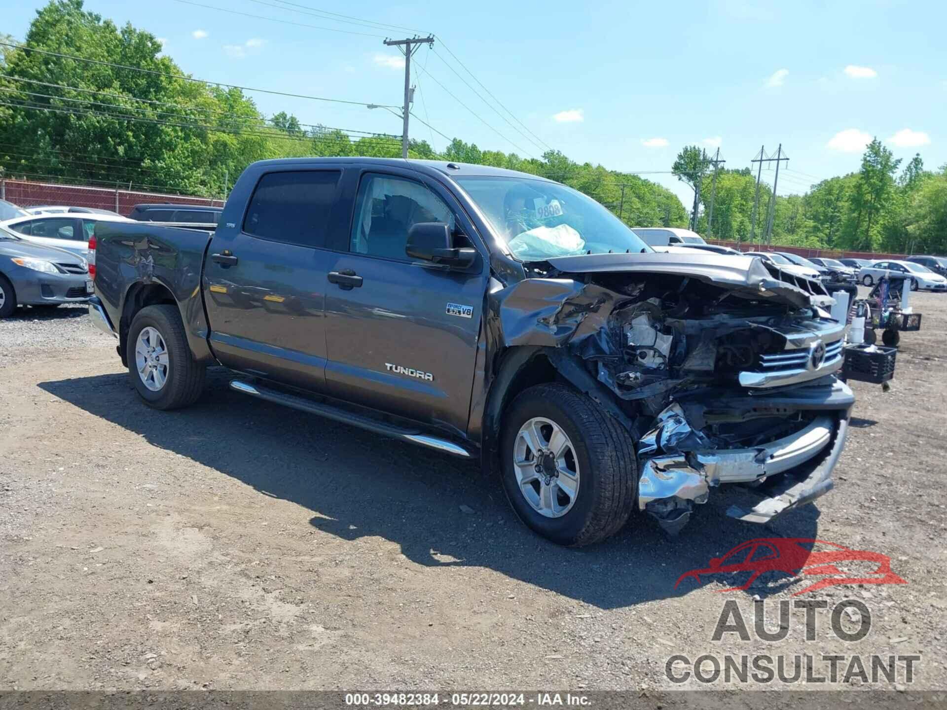 TOYOTA TUNDRA 2017 - 5TFDY5F11HX601864