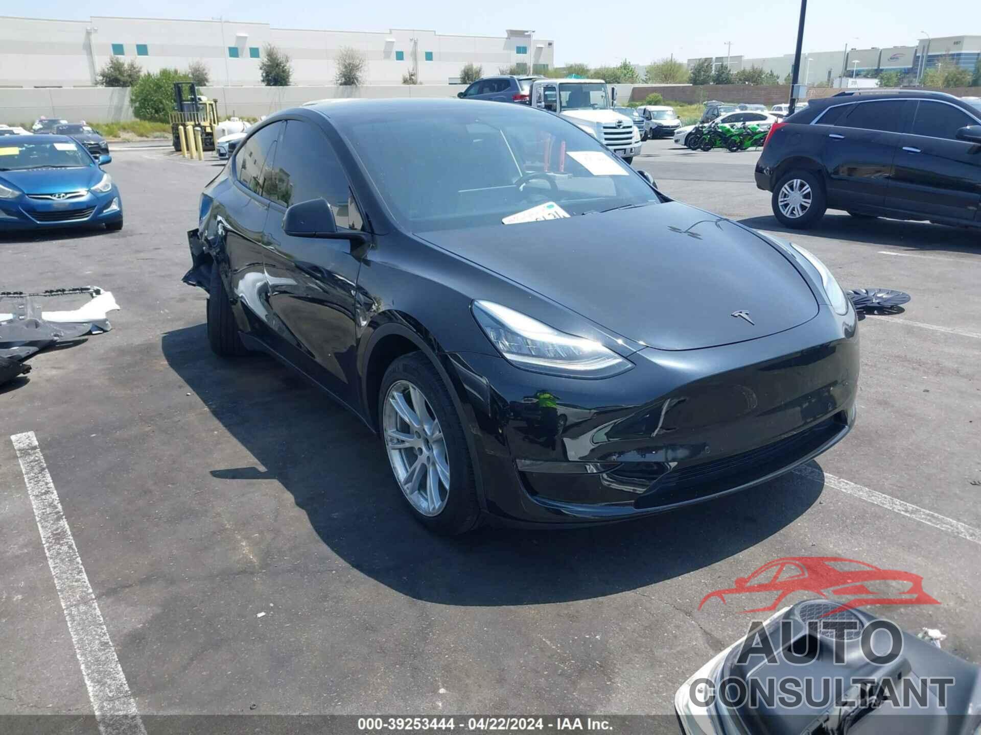 TESLA MODEL Y 2021 - 5YJYGDEE2MF067586