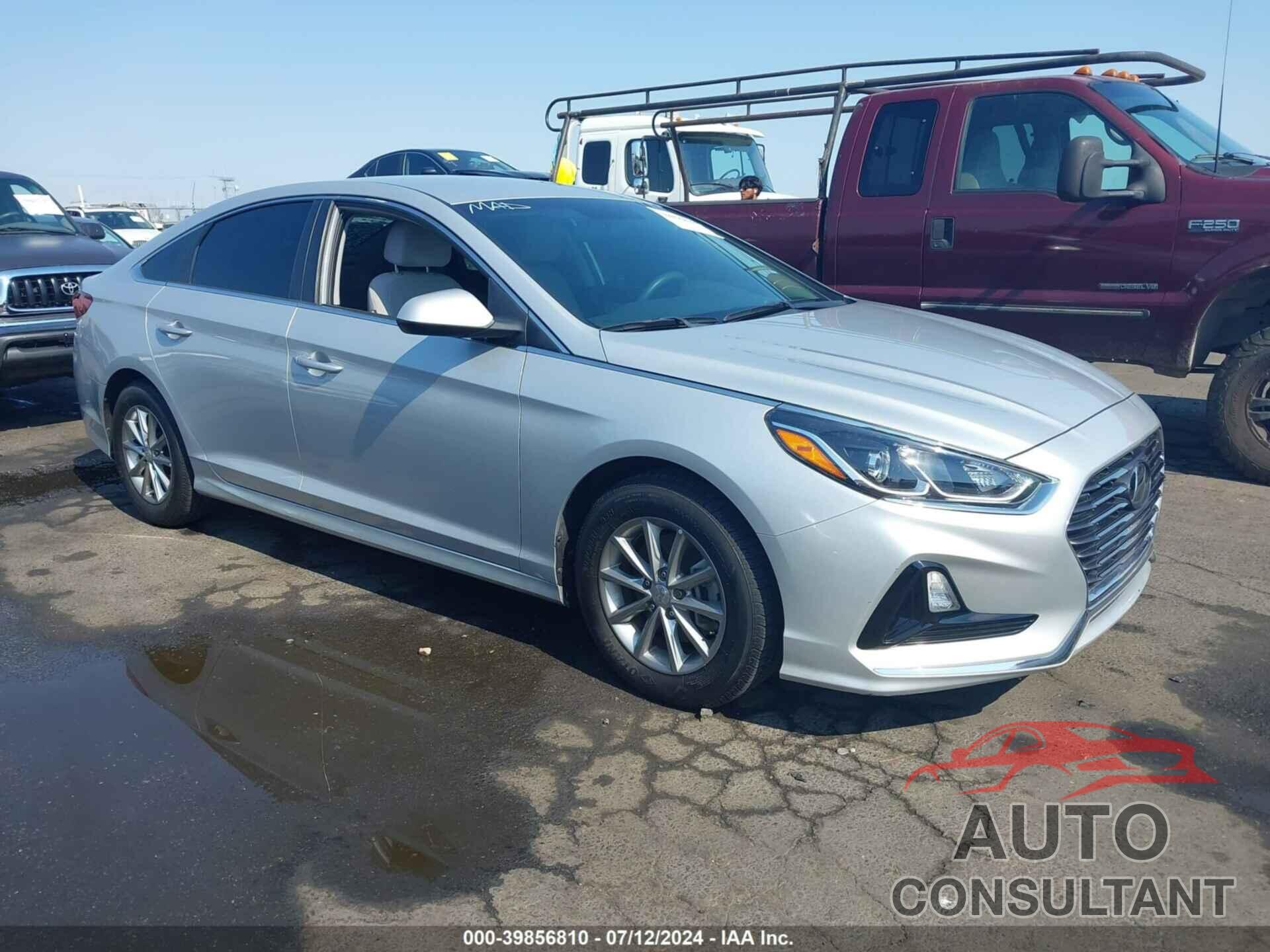 HYUNDAI SONATA 2018 - 5NPE24AF8JH700573