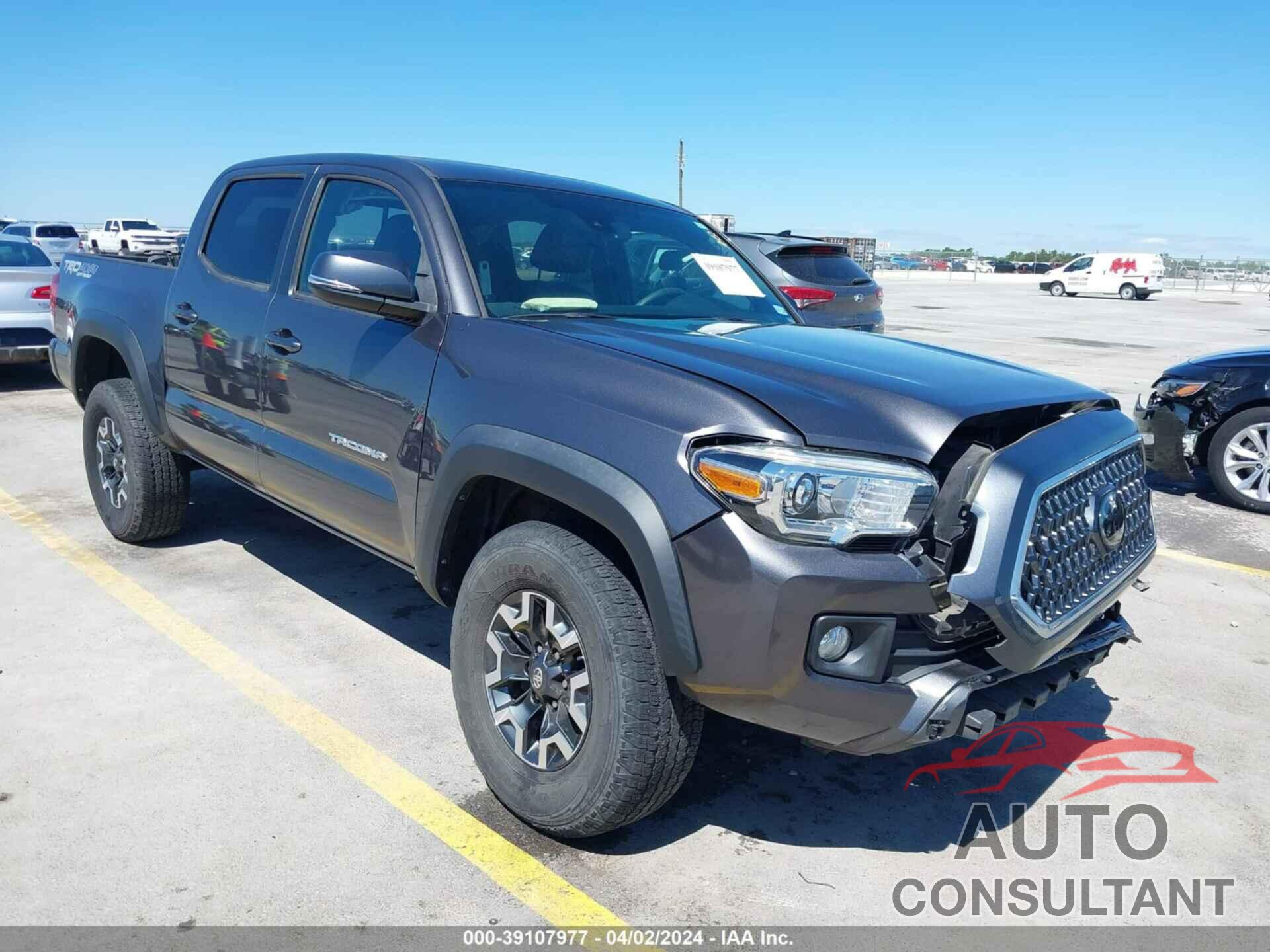 TOYOTA TACOMA 2018 - 5TFCZ5AN6JX127774