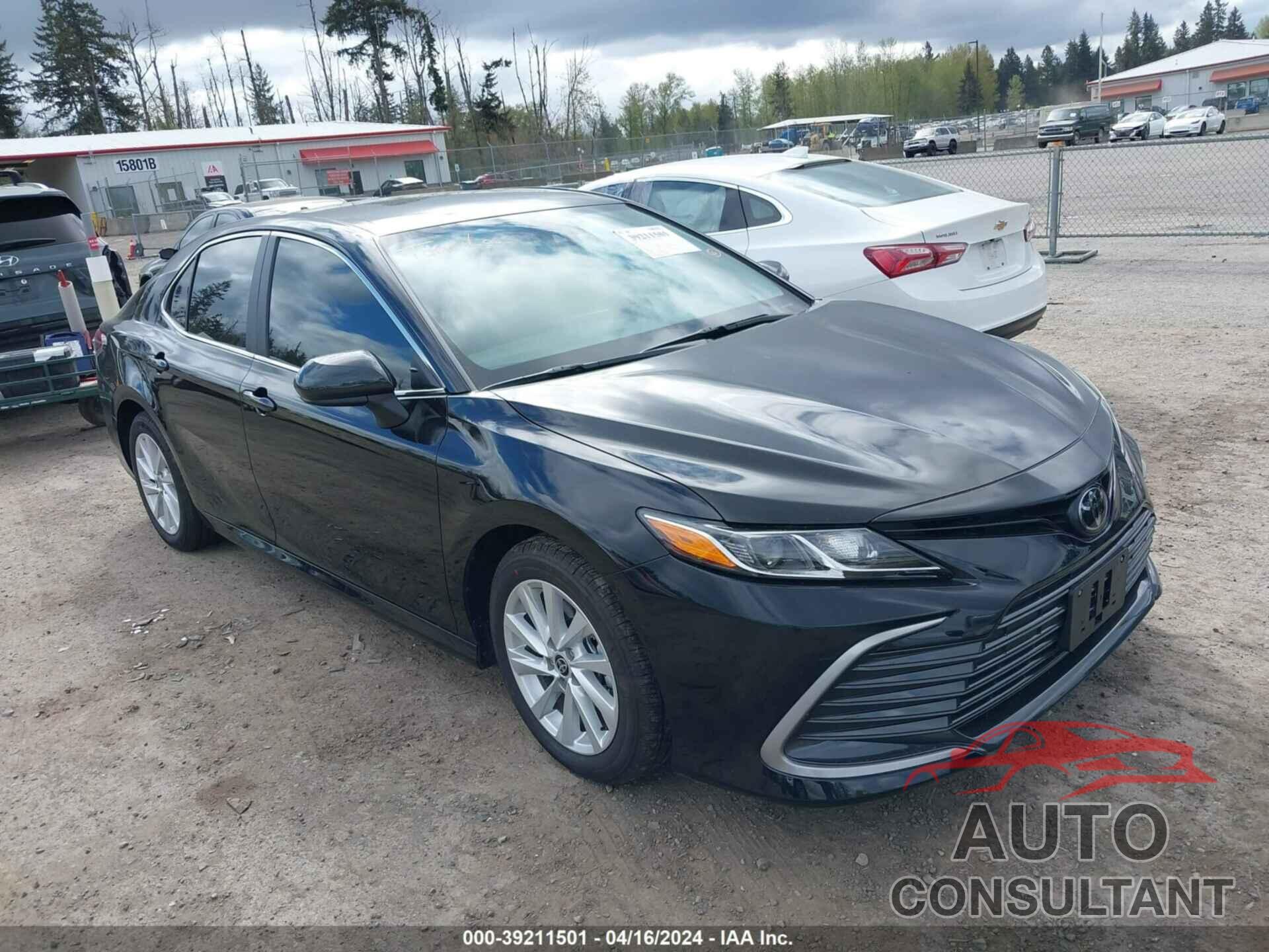 TOYOTA CAMRY 2023 - 4T1C11BKXPU076273