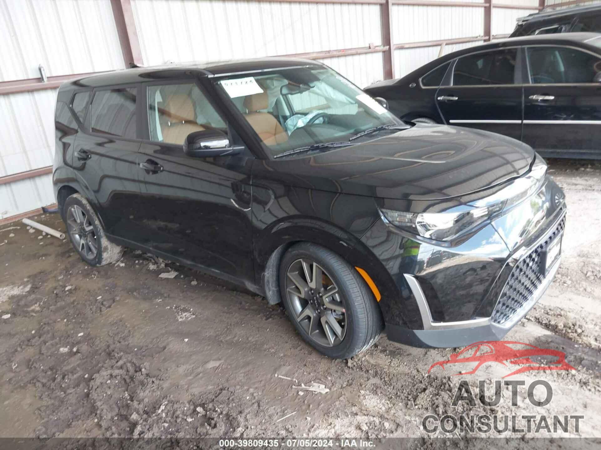 KIA SOUL 2024 - KNDJ33AU8R7237516