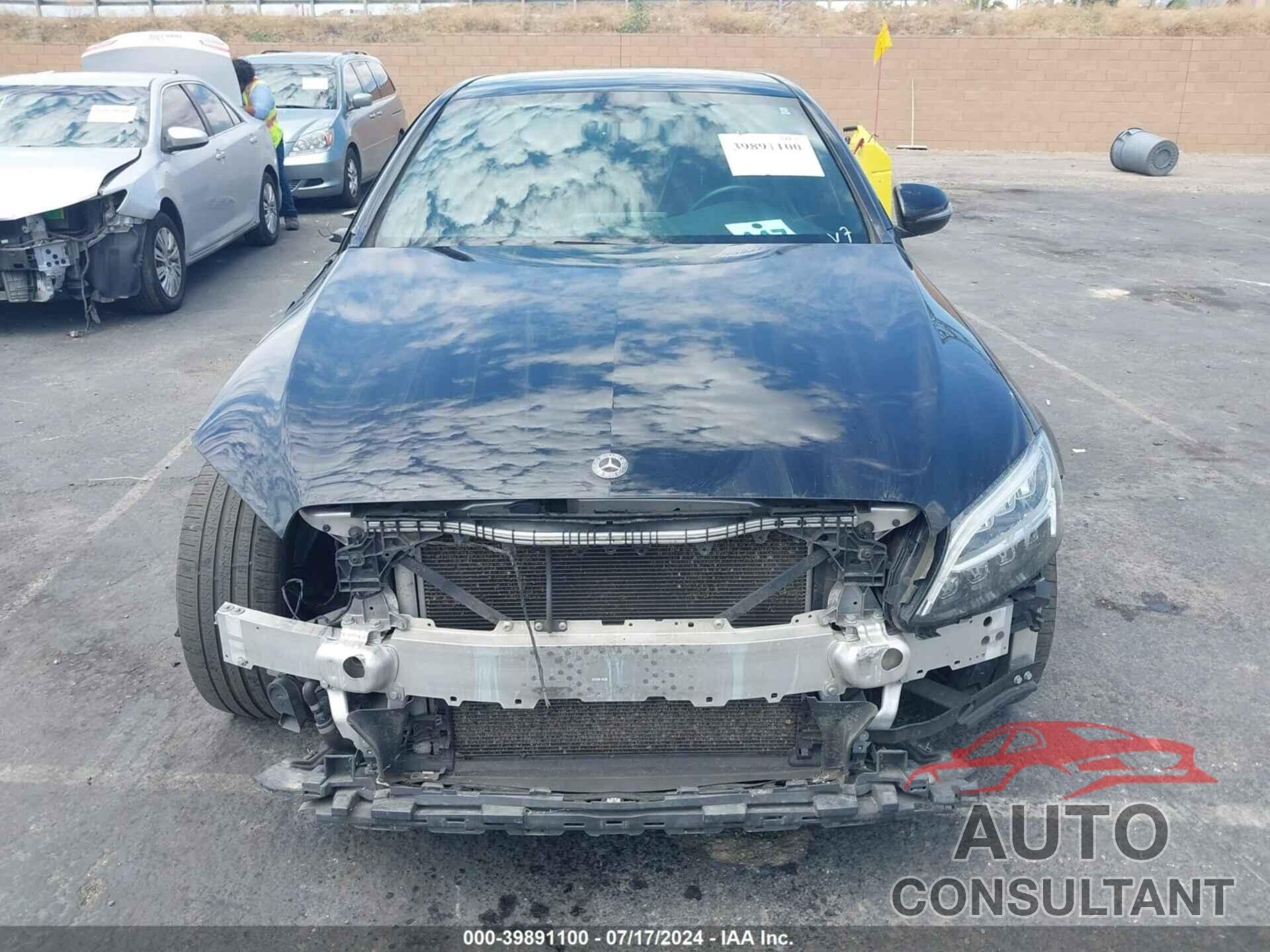 MERCEDES-BENZ C 300 2019 - 55SWF8DB4KU306415