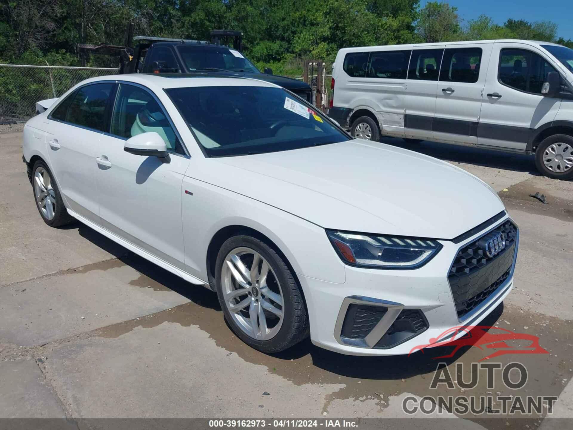 AUDI A4 2023 - WAUEAAF48PN006318