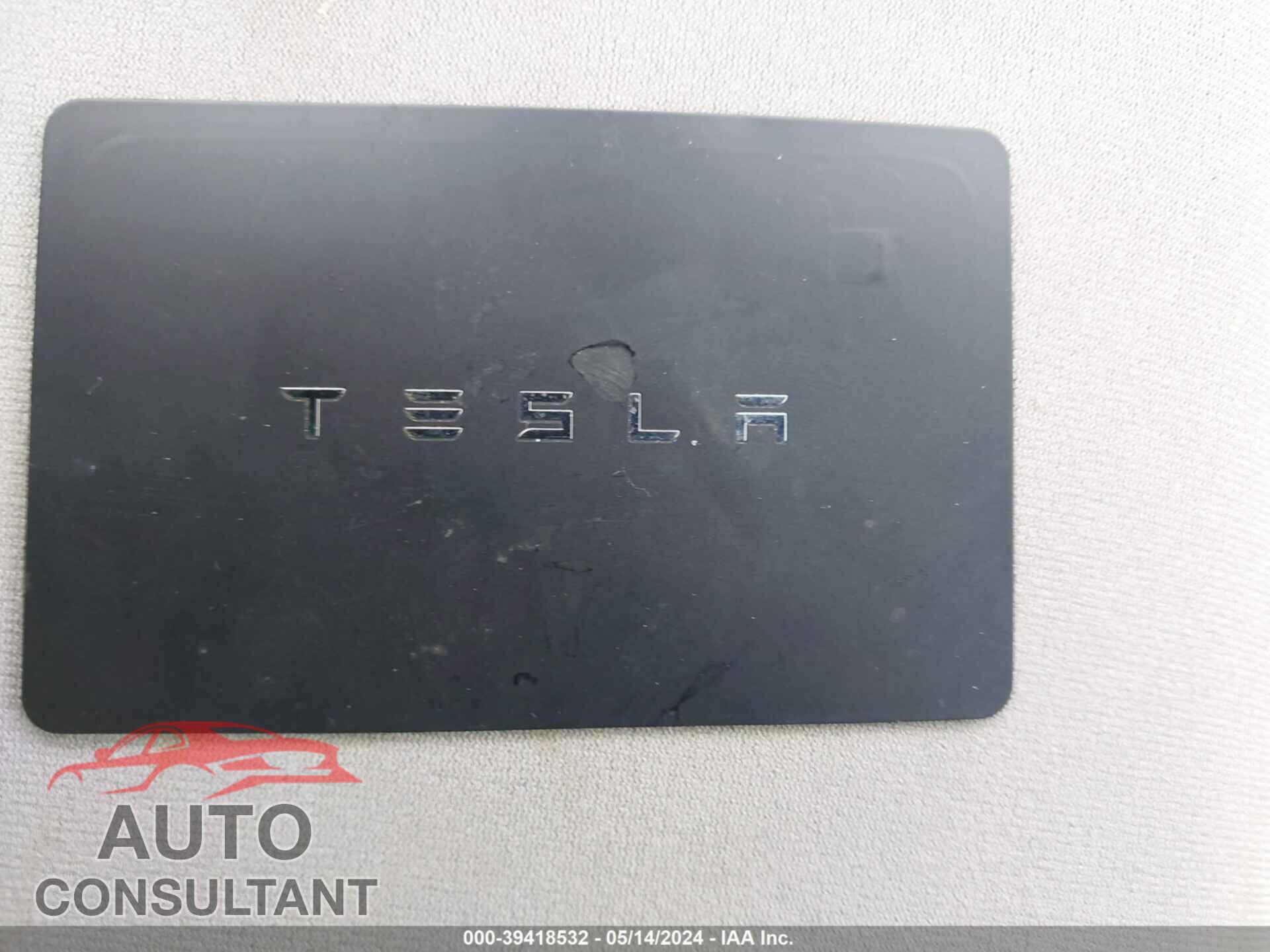 TESLA MODEL 3 2018 - 5YJ3E1EB2JF064929