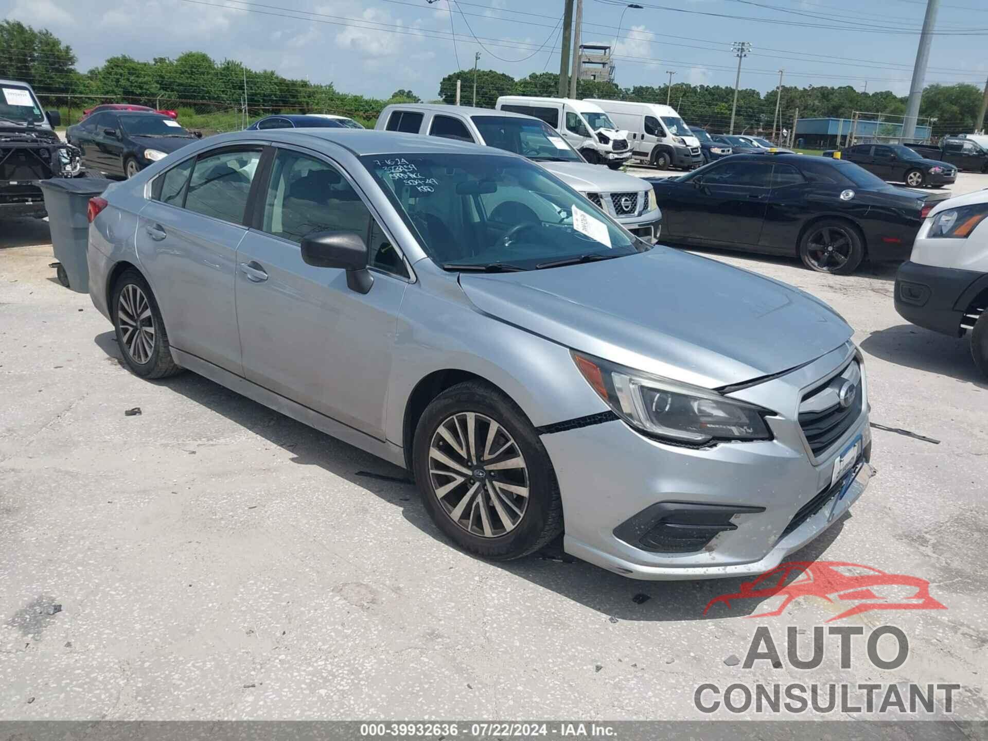 SUBARU LEGACY 2019 - 4S3BNAB67K3040725