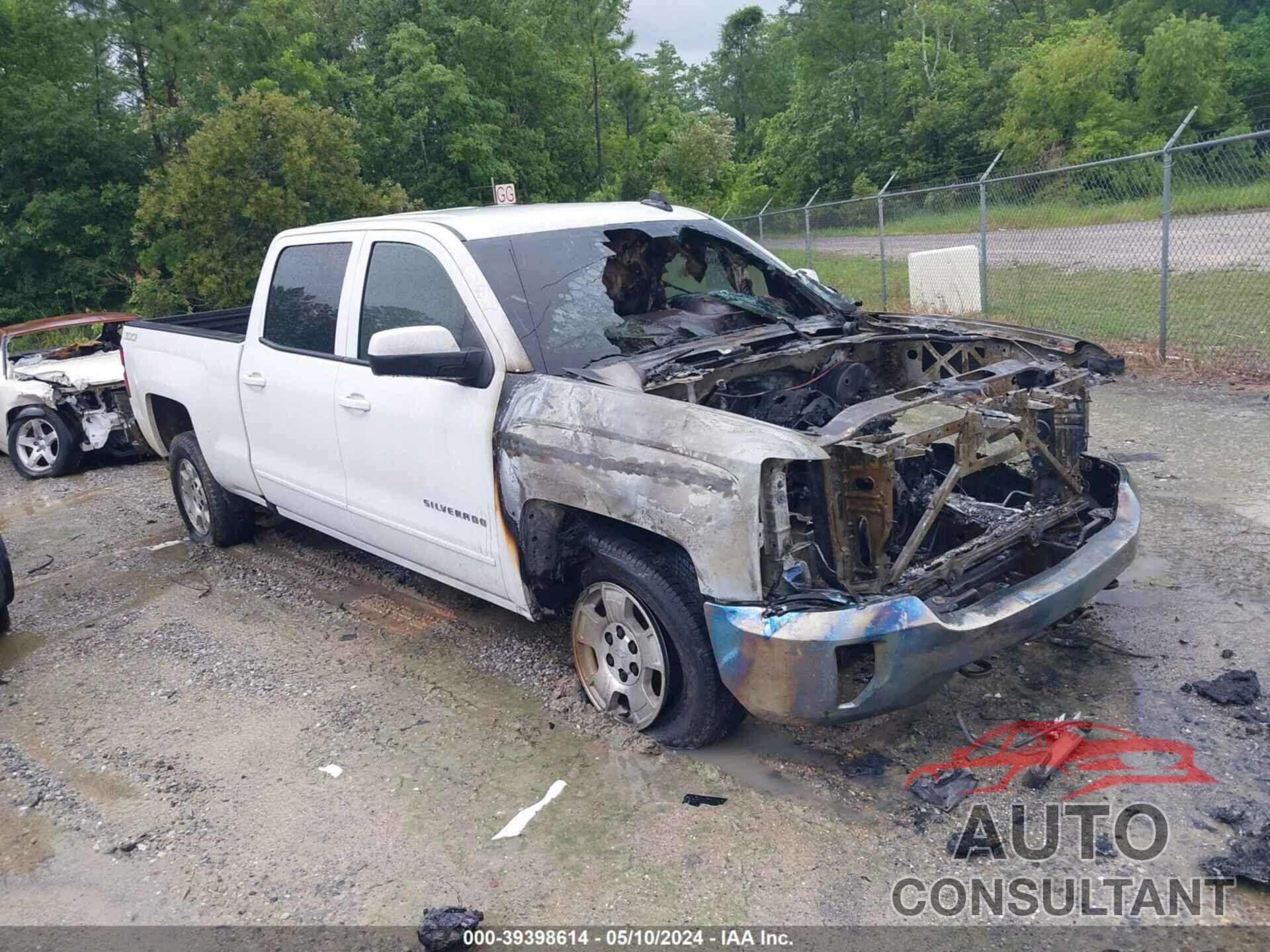 CHEVROLET SILVERADO 1500 2017 - 3GCUKREC7HG183357