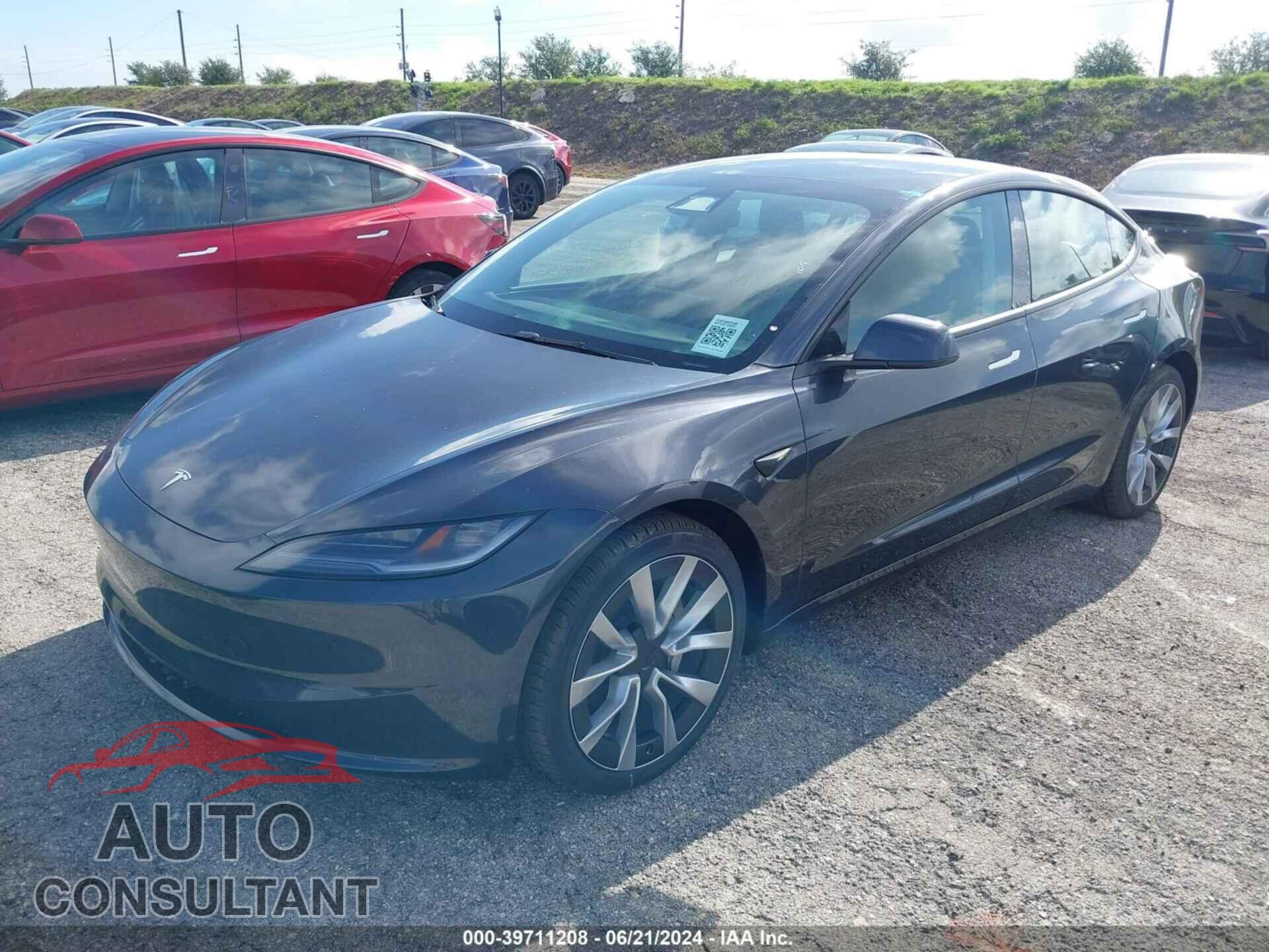 TESLA MODEL 3 2024 - 5YJ3E1EA5RF751289