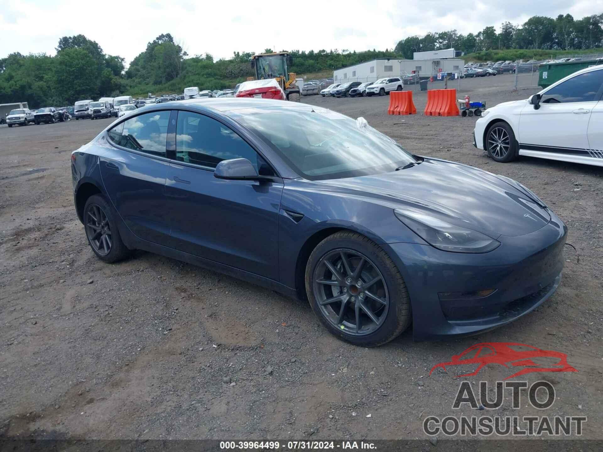 TESLA MODEL 3 2023 - 5YJ3E1EA3PF494324