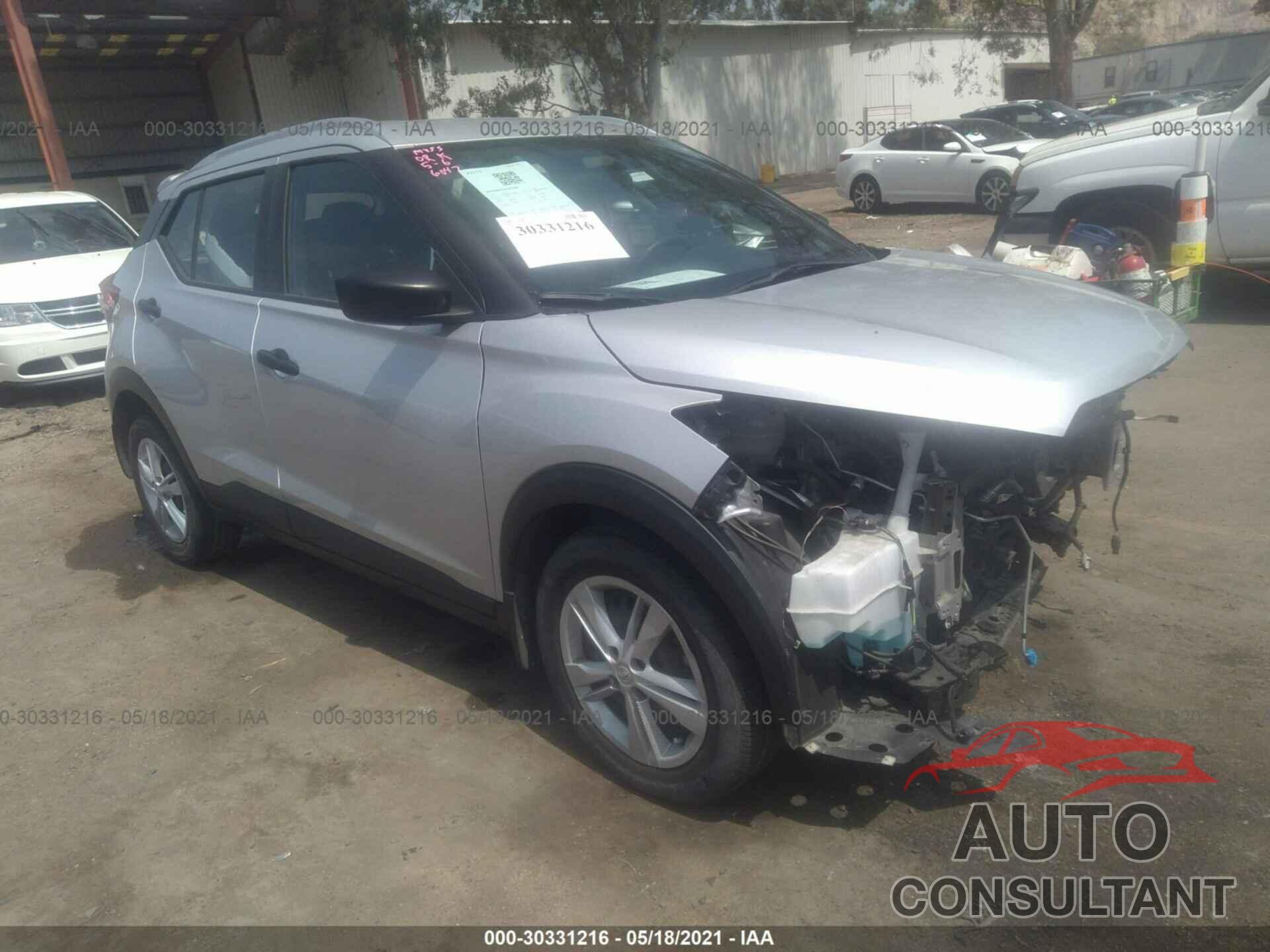 NISSAN KICKS 2018 - 3N1CP5CU3JL536047