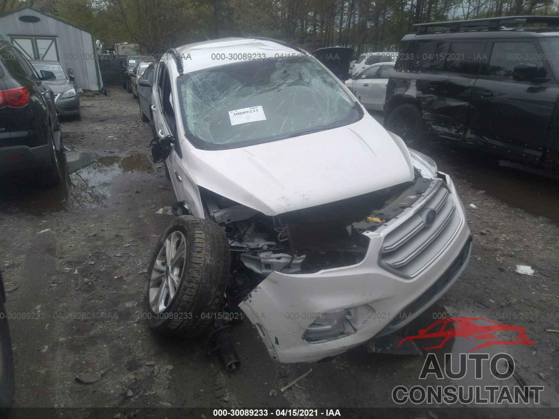 FORD ESCAPE 2018 - 1FMCU0HD5JUA80247