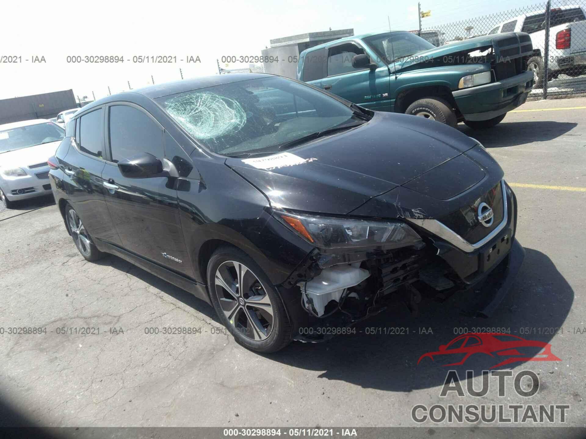NISSAN LEAF 2018 - 1N4AZ1CP7JC303257