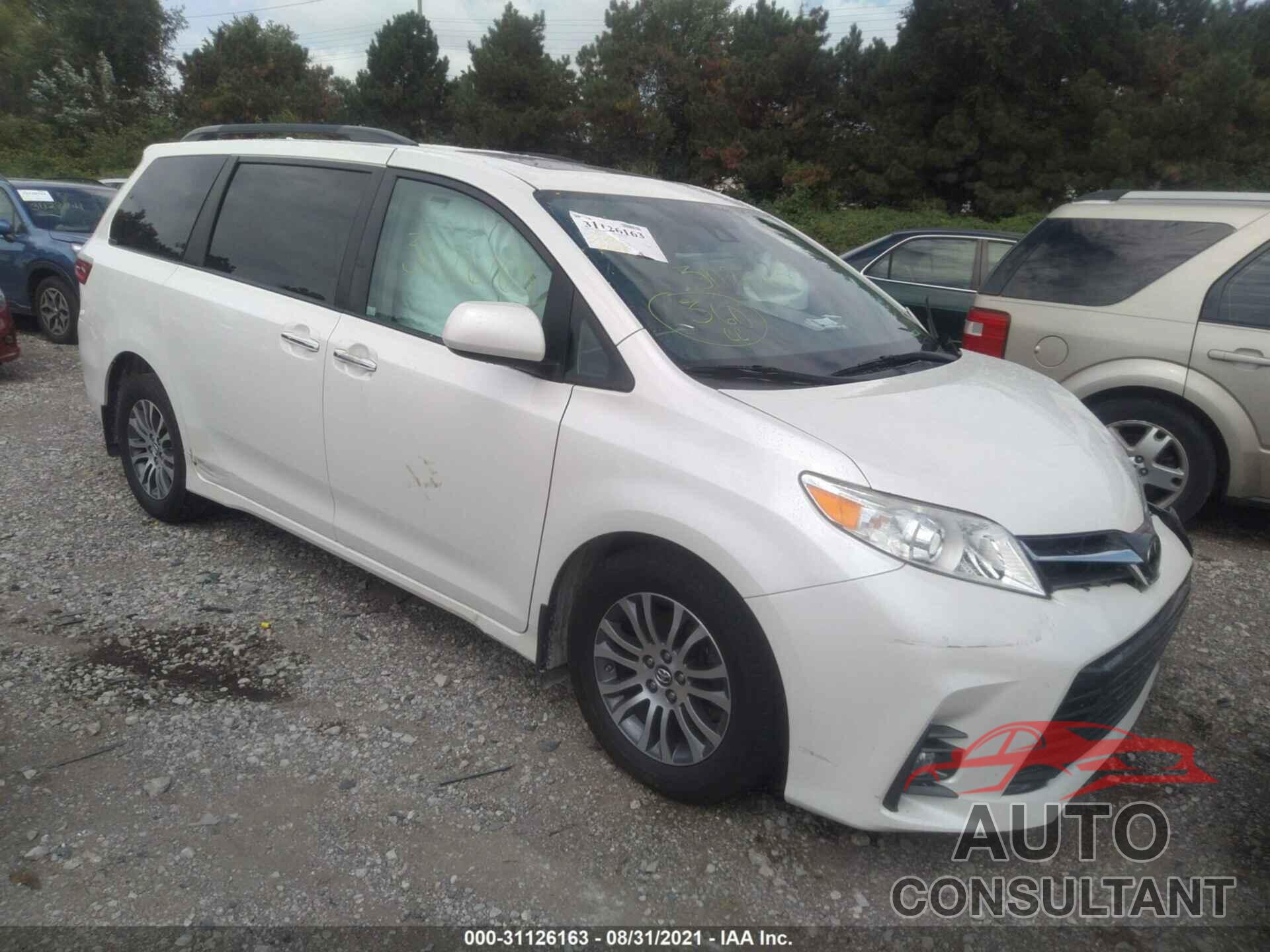 TOYOTA SIENNA 2018 - 5TDYZ3DC6JS907798