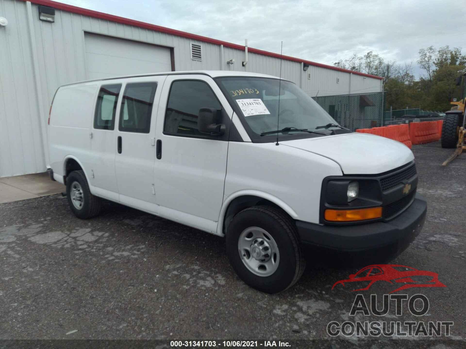 CHEVROLET EXPRESS CARGO VAN 2016 - 1GCWGAFF0G1333956