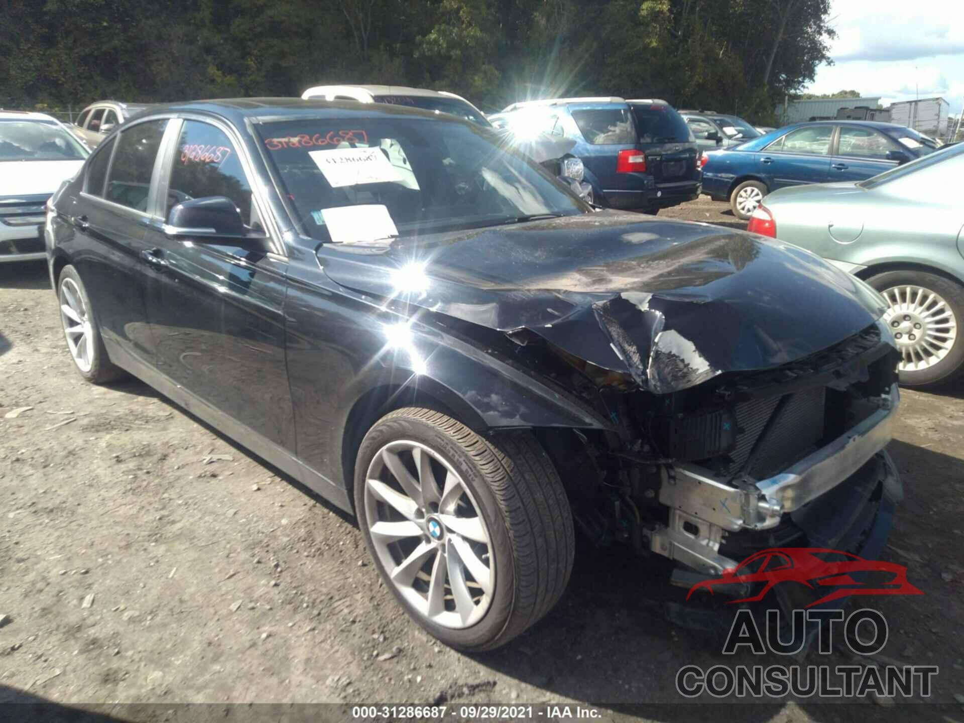 BMW 3 SERIES 2017 - WBA8E5G37HNU43789