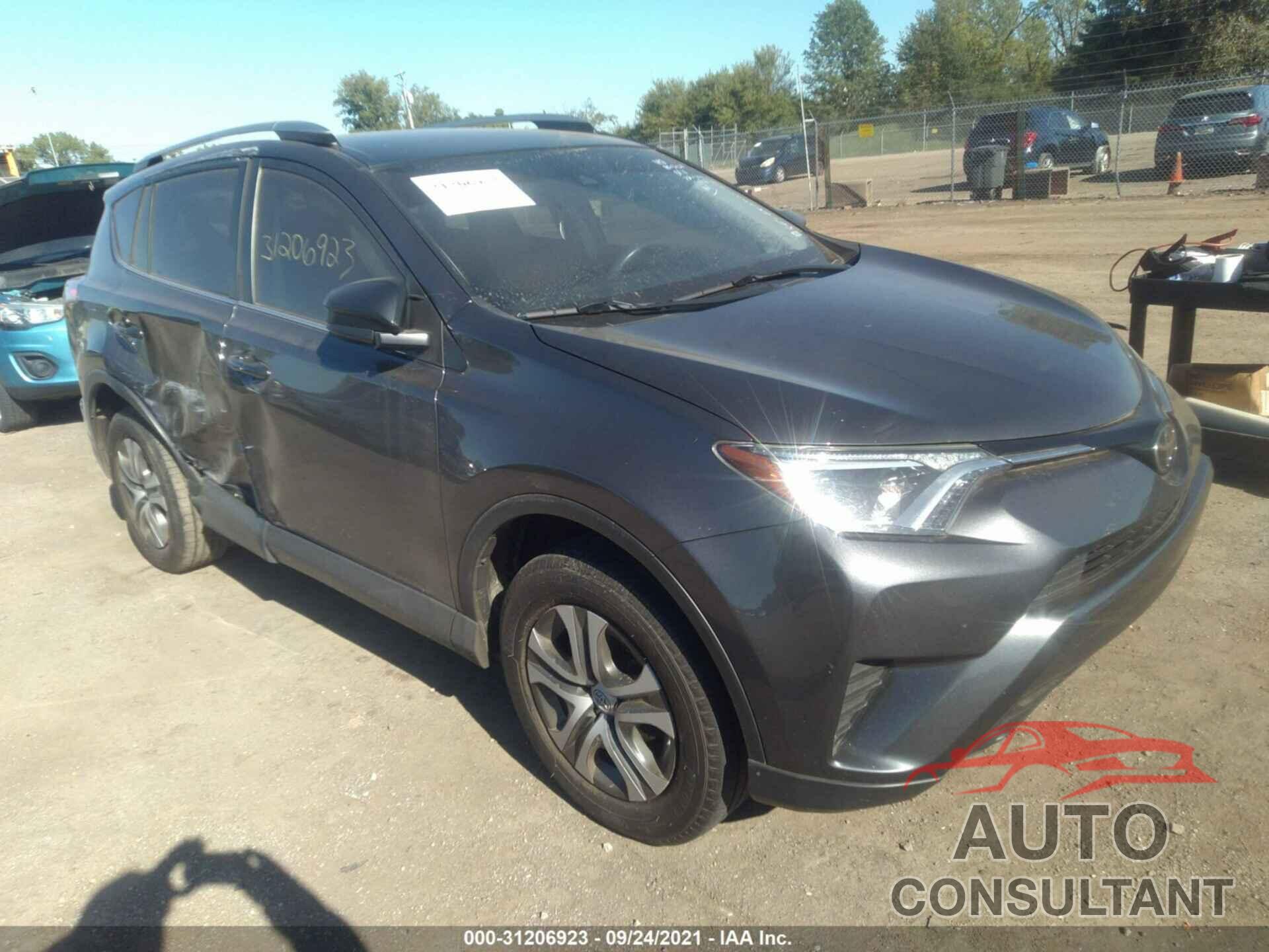 TOYOTA RAV4 2017 - JTMZFREV9HJ709899