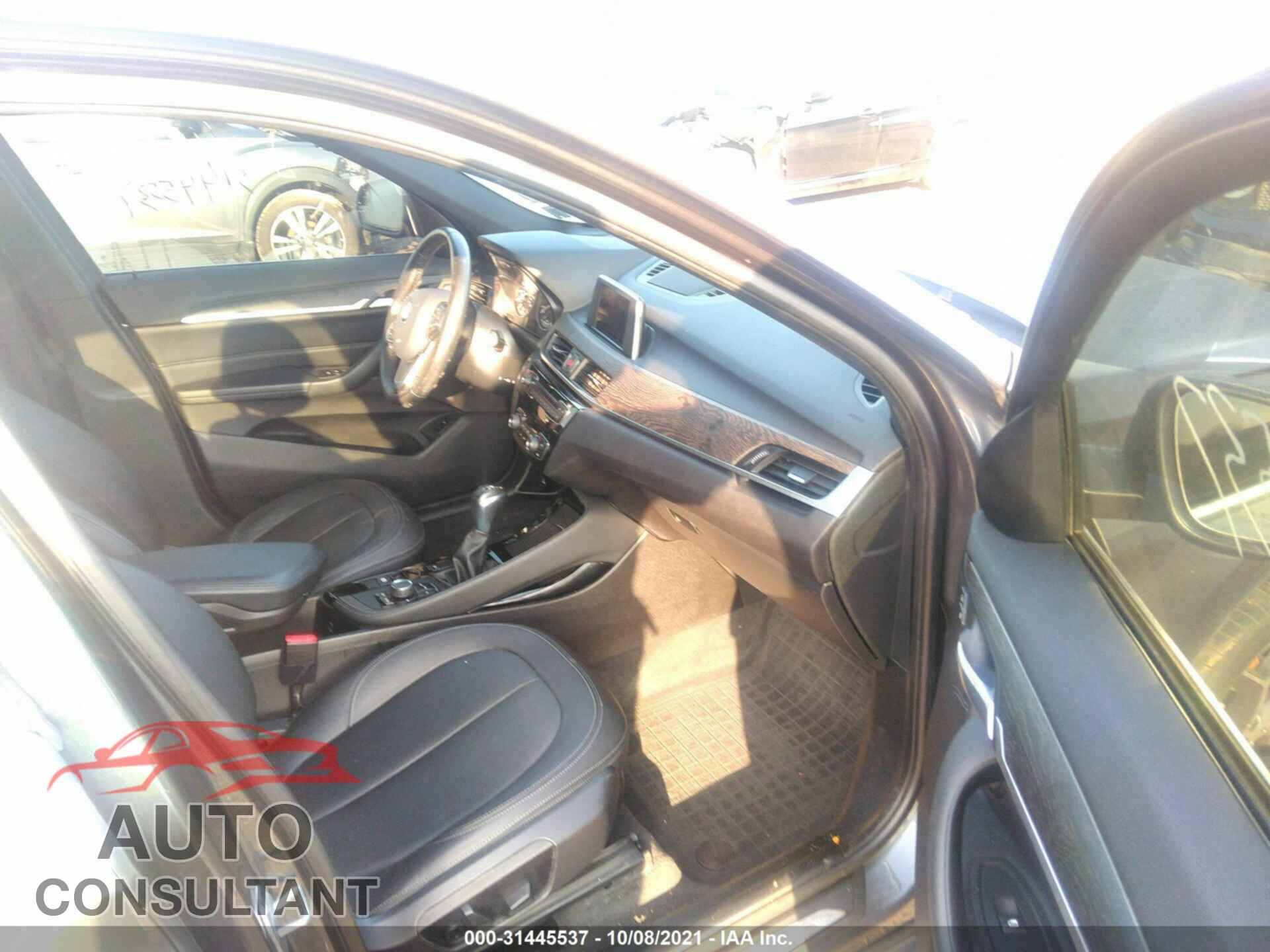 BMW X1 2016 - WBXHT3C31GP883337