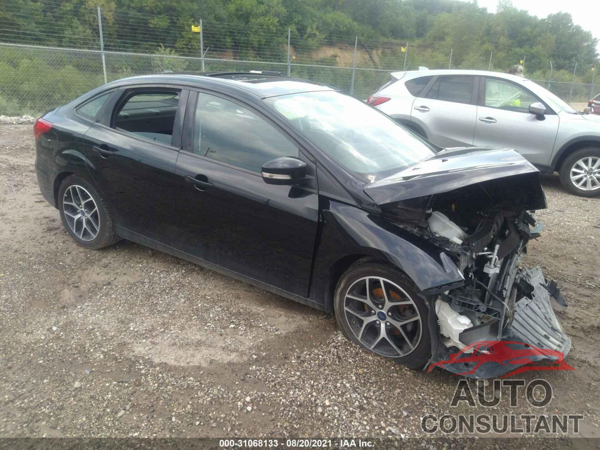 FORD FOCUS 2017 - 1FADP3H28HL294686