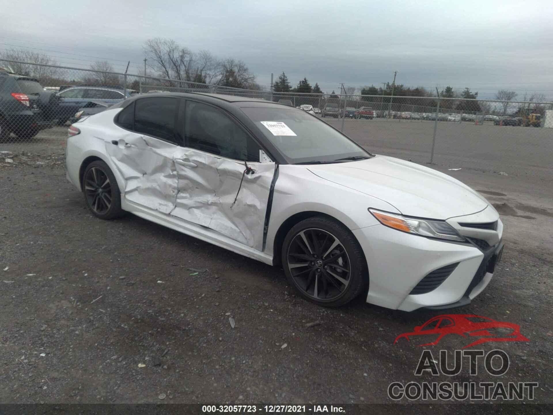 TOYOTA CAMRY 2020 - 4T1KZ1AK2LU034843