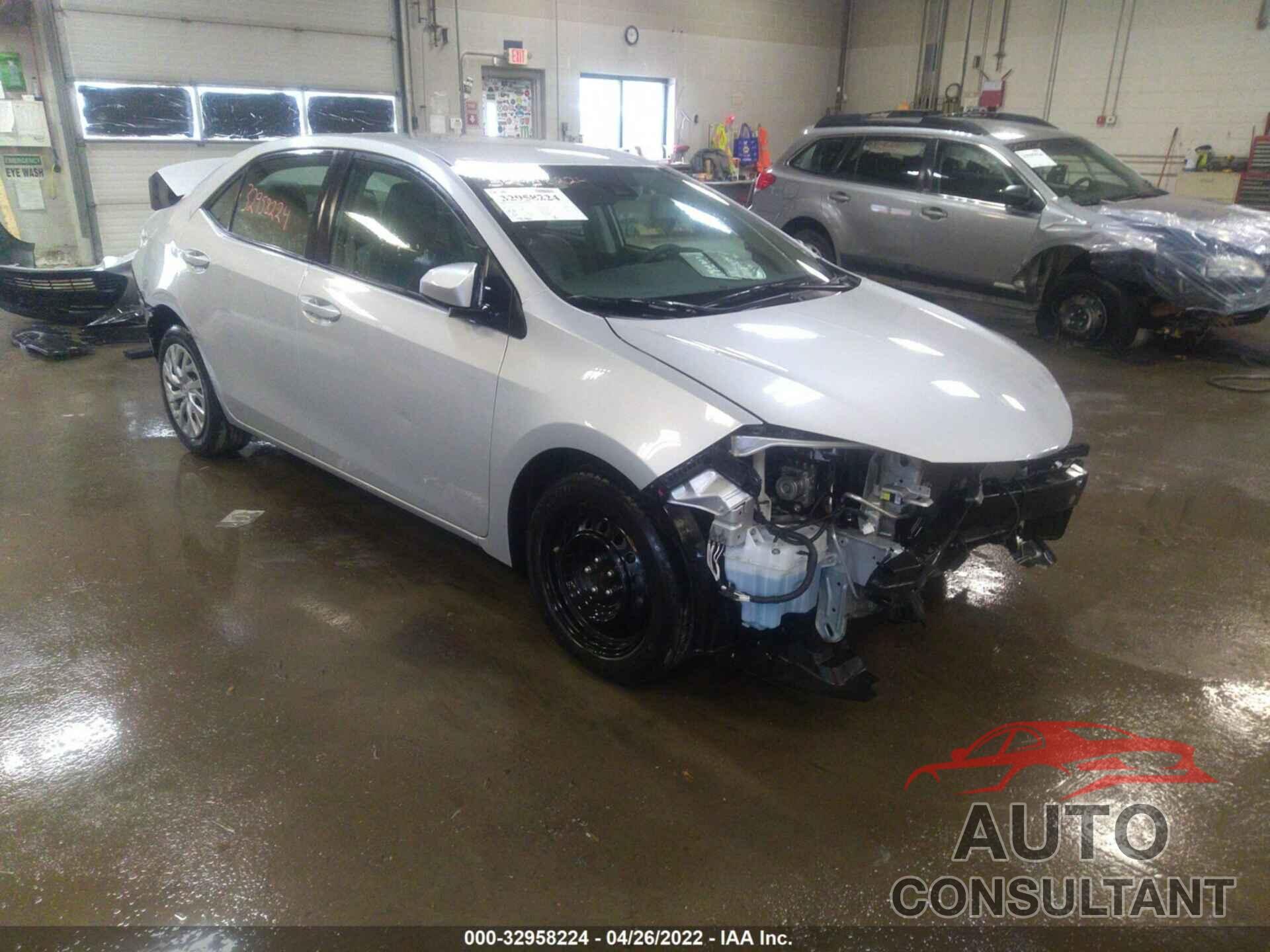 TOYOTA COROLLA 2018 - 2T1BURHE4JC021846