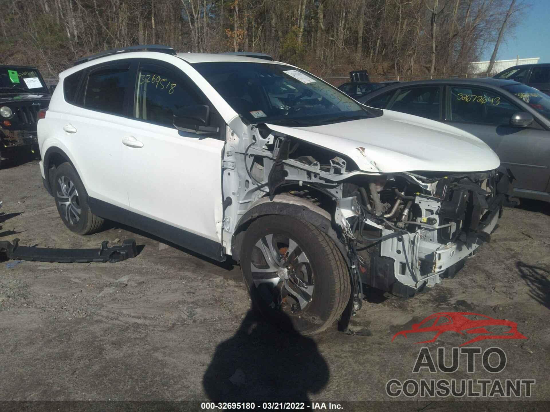 TOYOTA RAV4 2017 - JTMBFREV5HJ114307