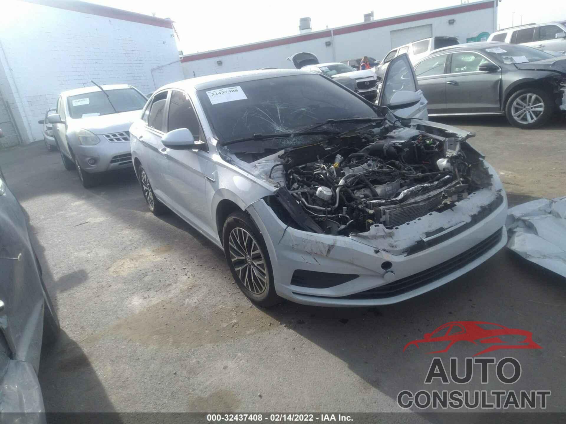 VOLKSWAGEN JETTA 2019 - 3VWE57BUXKM076953